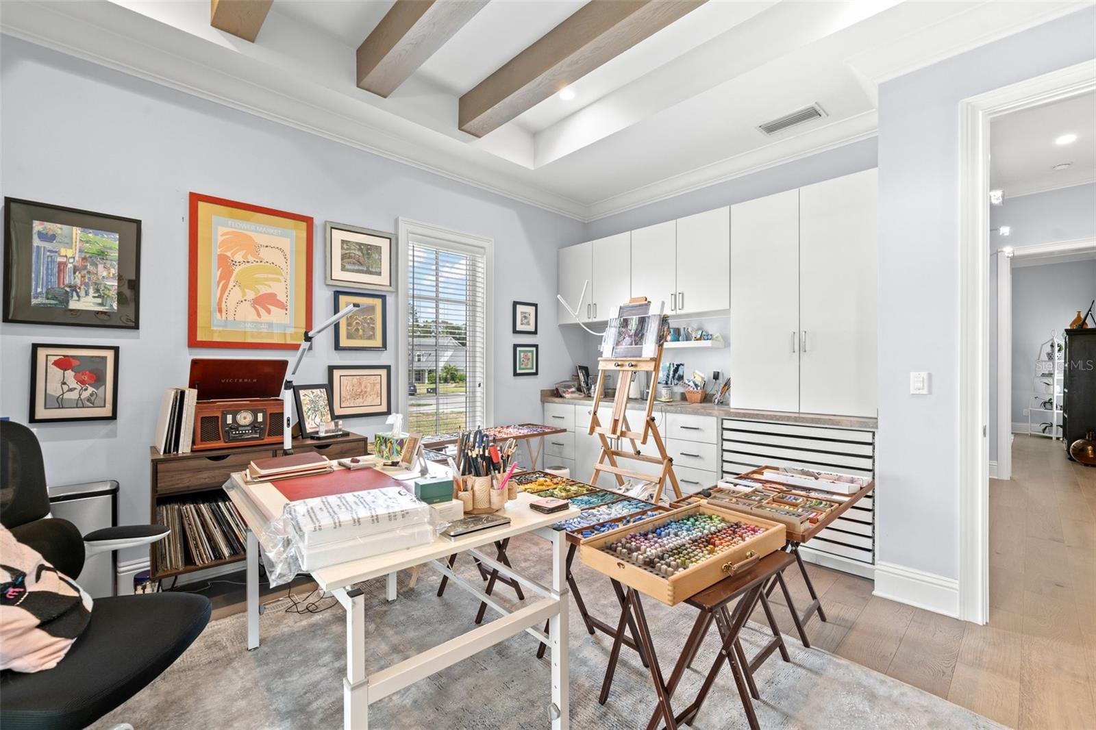 419 S SHORE CREST DR