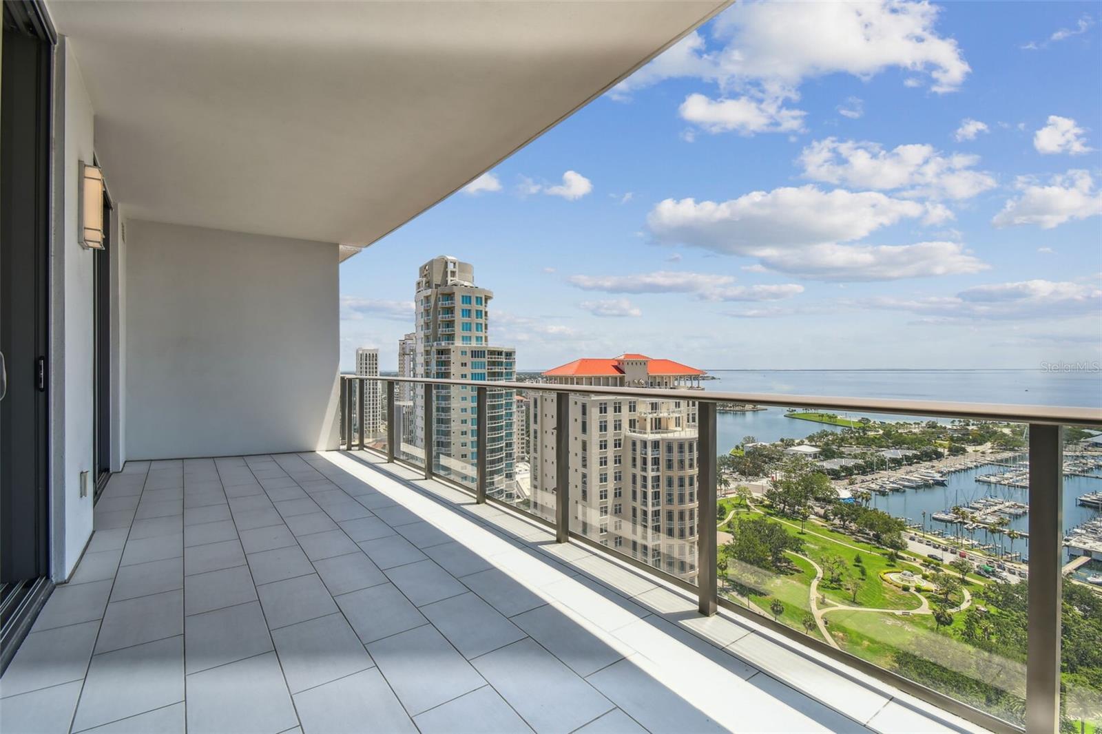 100 1ST AVE N #2304