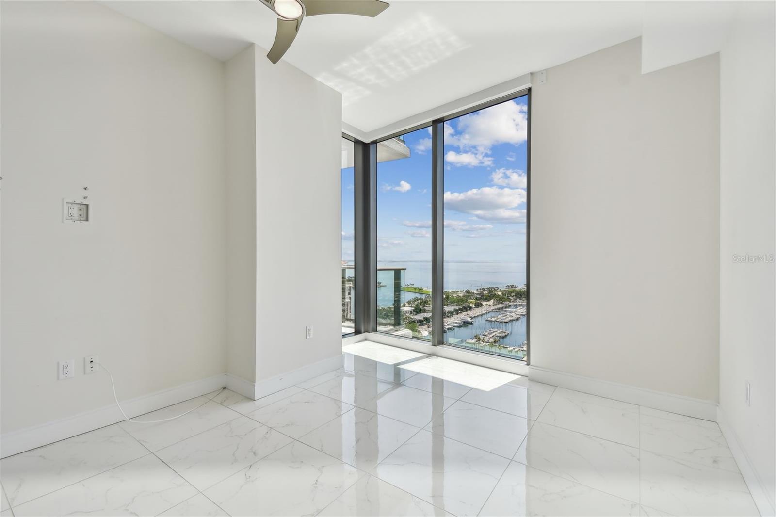 100 1ST AVE N #2304