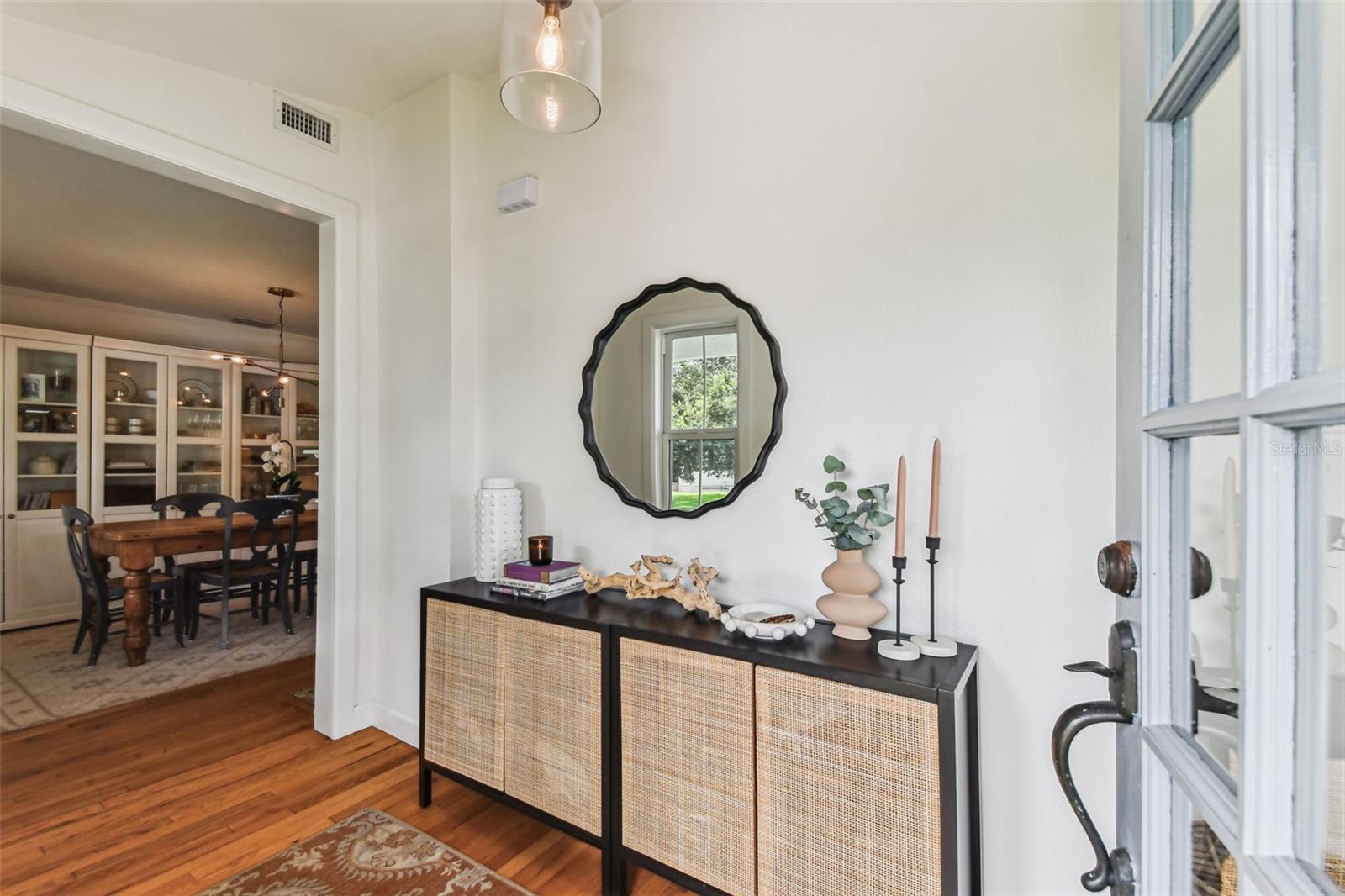 3004 W SAN MIGUEL ST