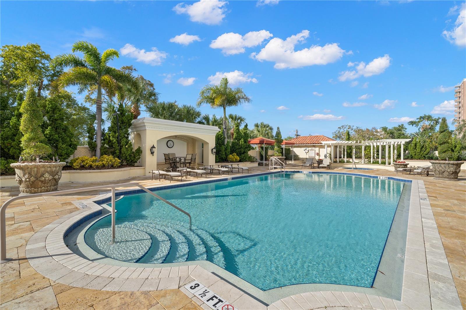 4201 BAYSHORE BLVD #502