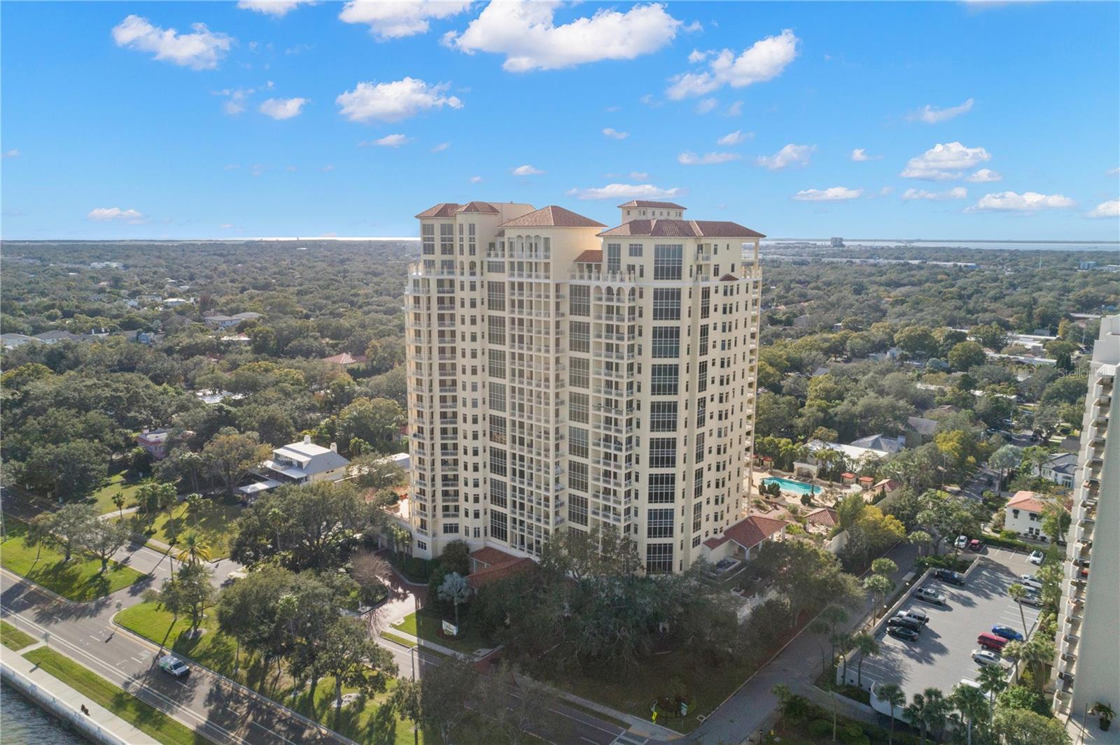 4201 BAYSHORE BLVD #502