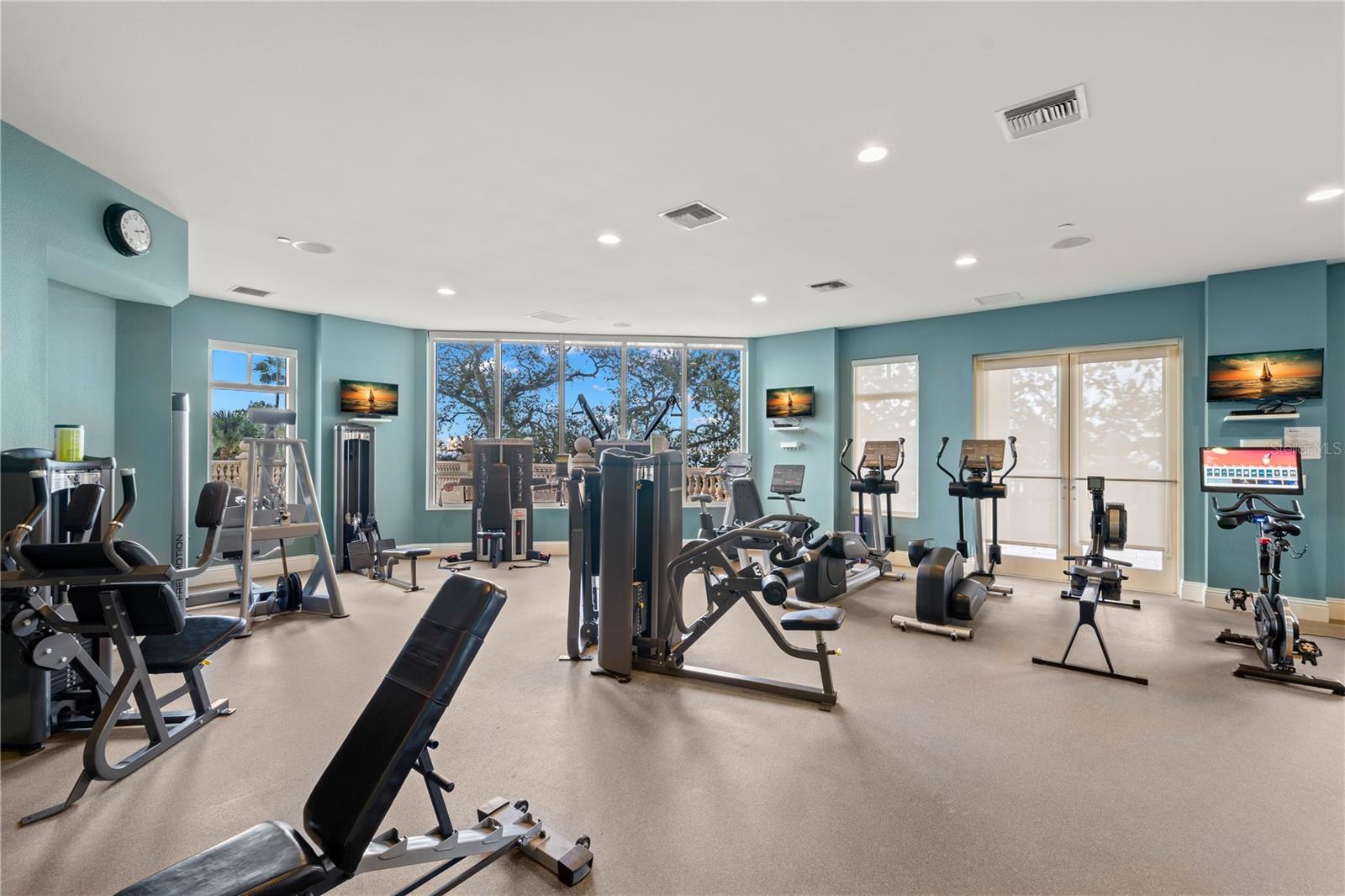 4201 BAYSHORE BLVD #502