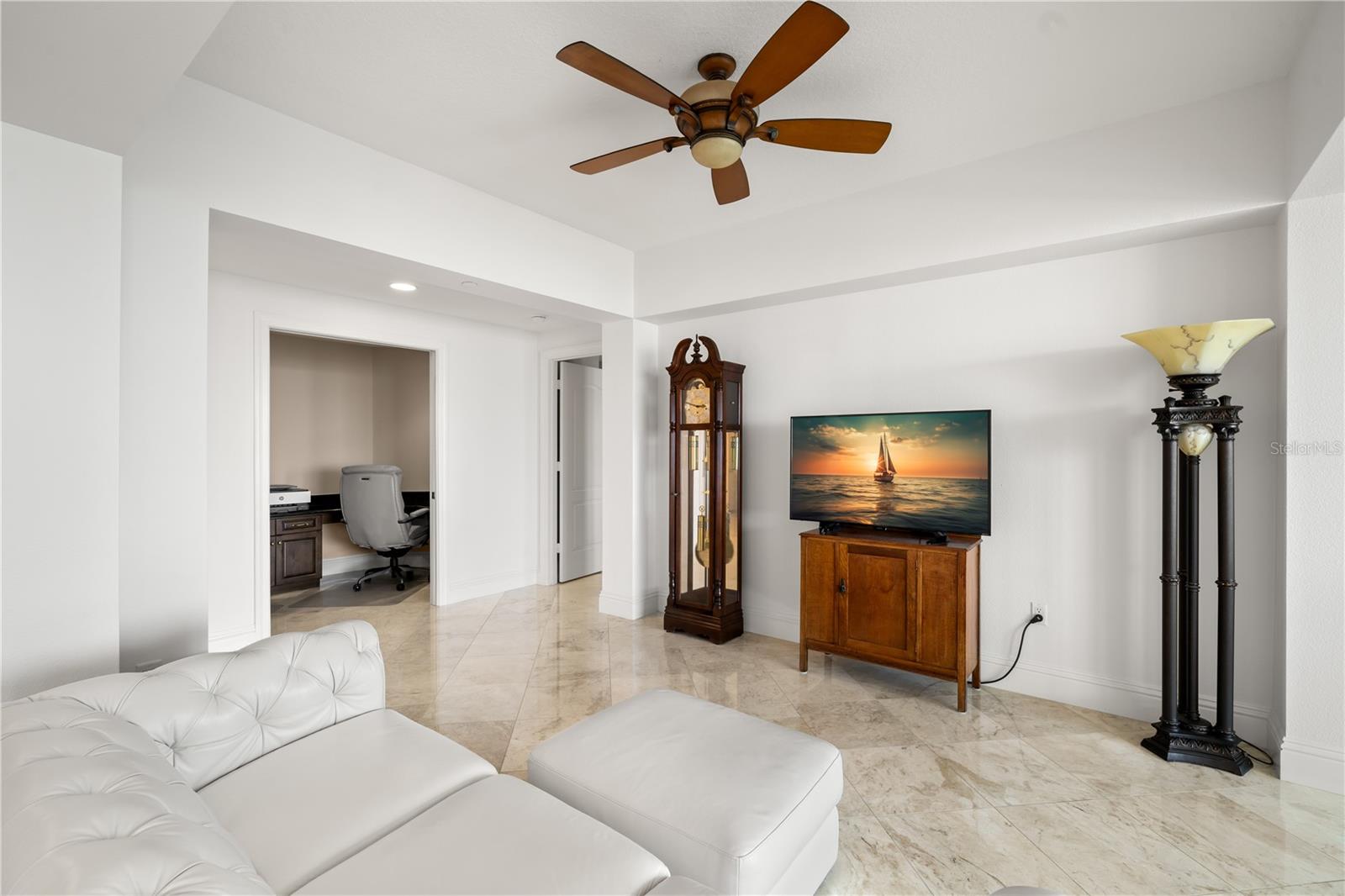 4201 BAYSHORE BLVD #502