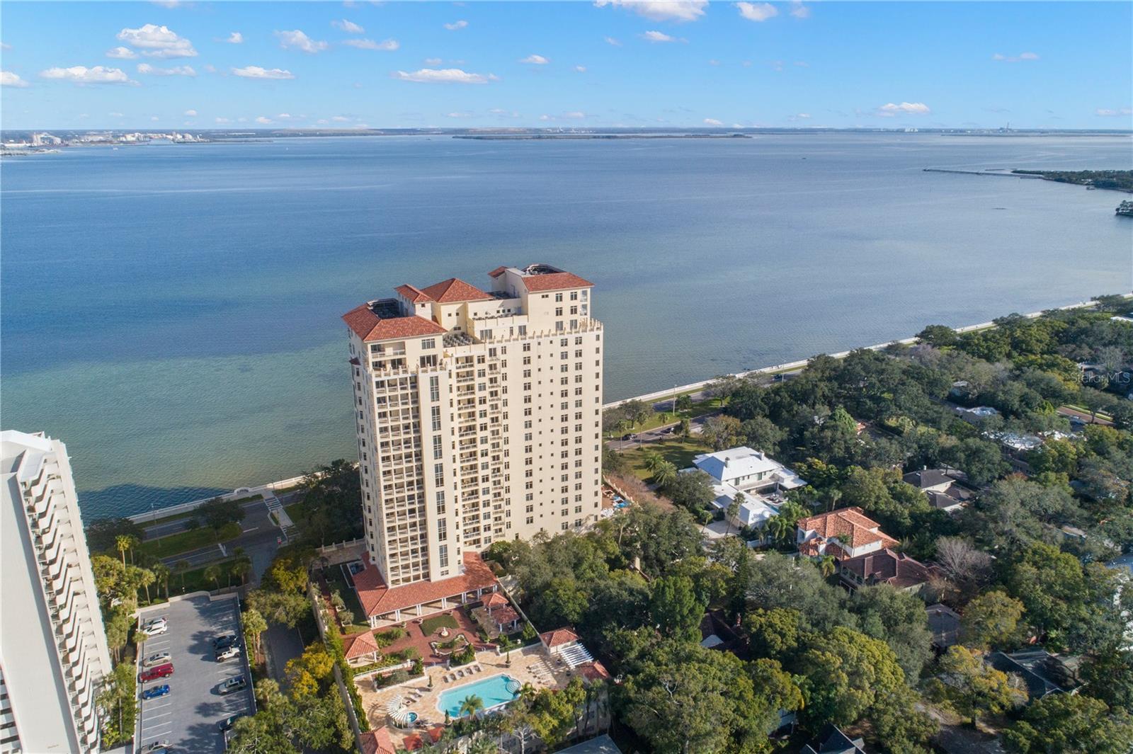 4201 BAYSHORE BLVD #502