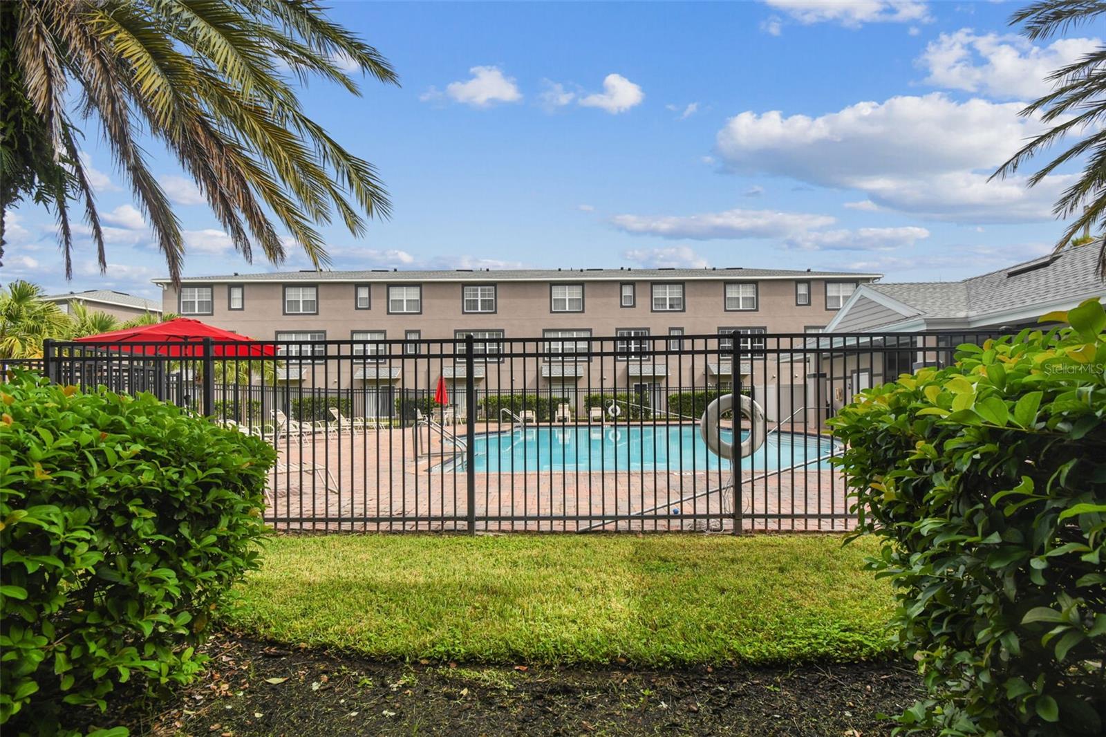 2503 MIDDLETON GROVE DR