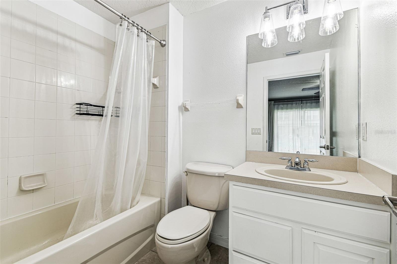 2503 MIDDLETON GROVE DR