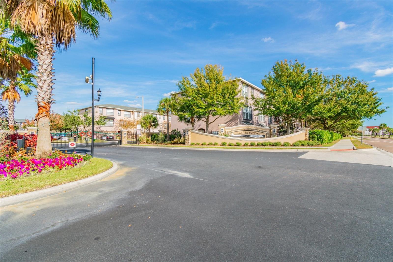 2503 MIDDLETON GROVE DR