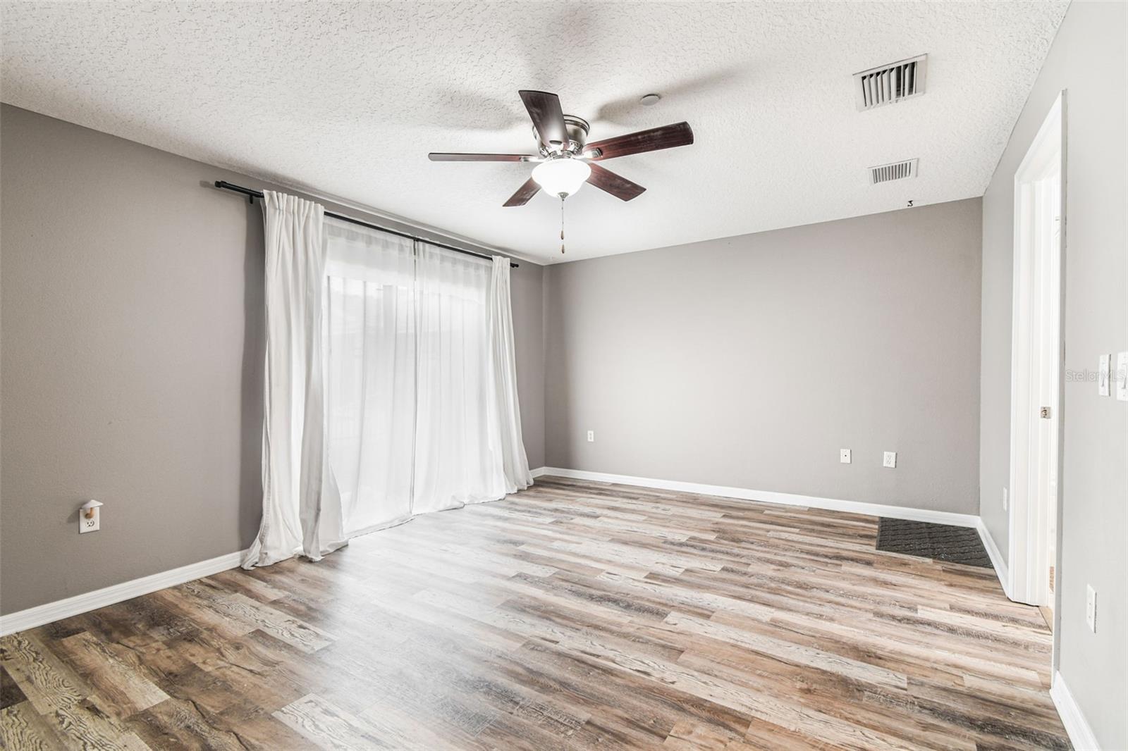 2503 MIDDLETON GROVE DR