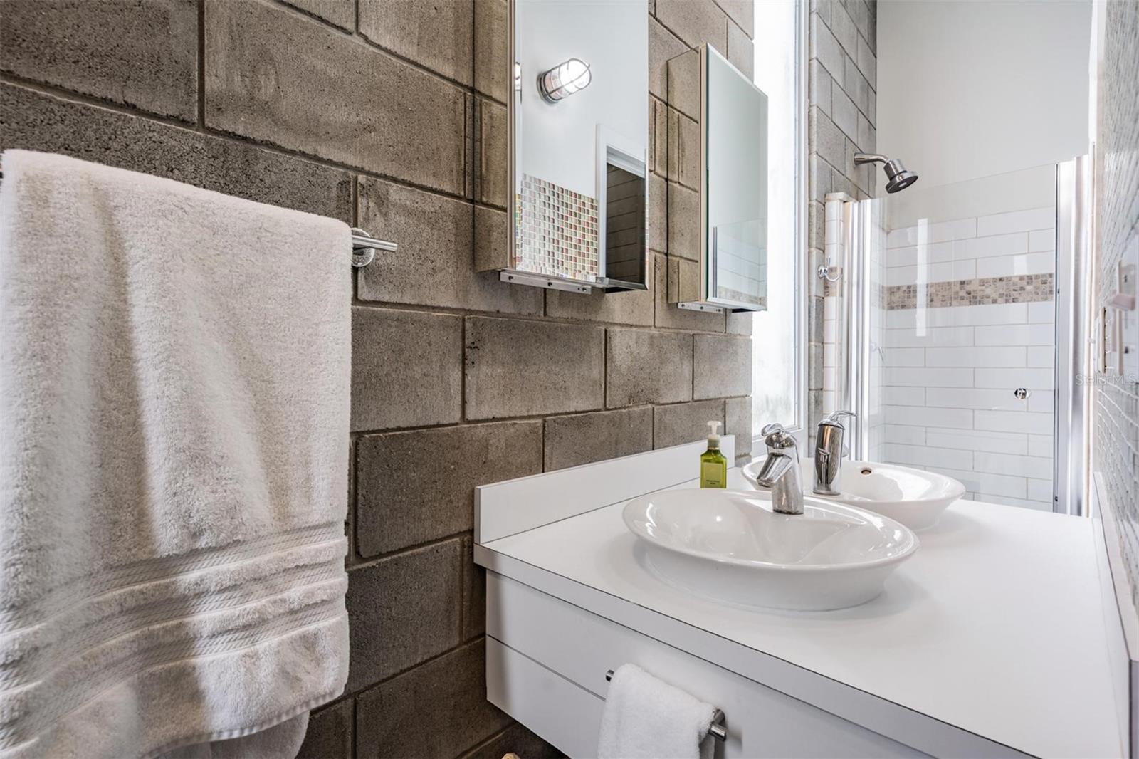 3107 W DE LEON ST #5