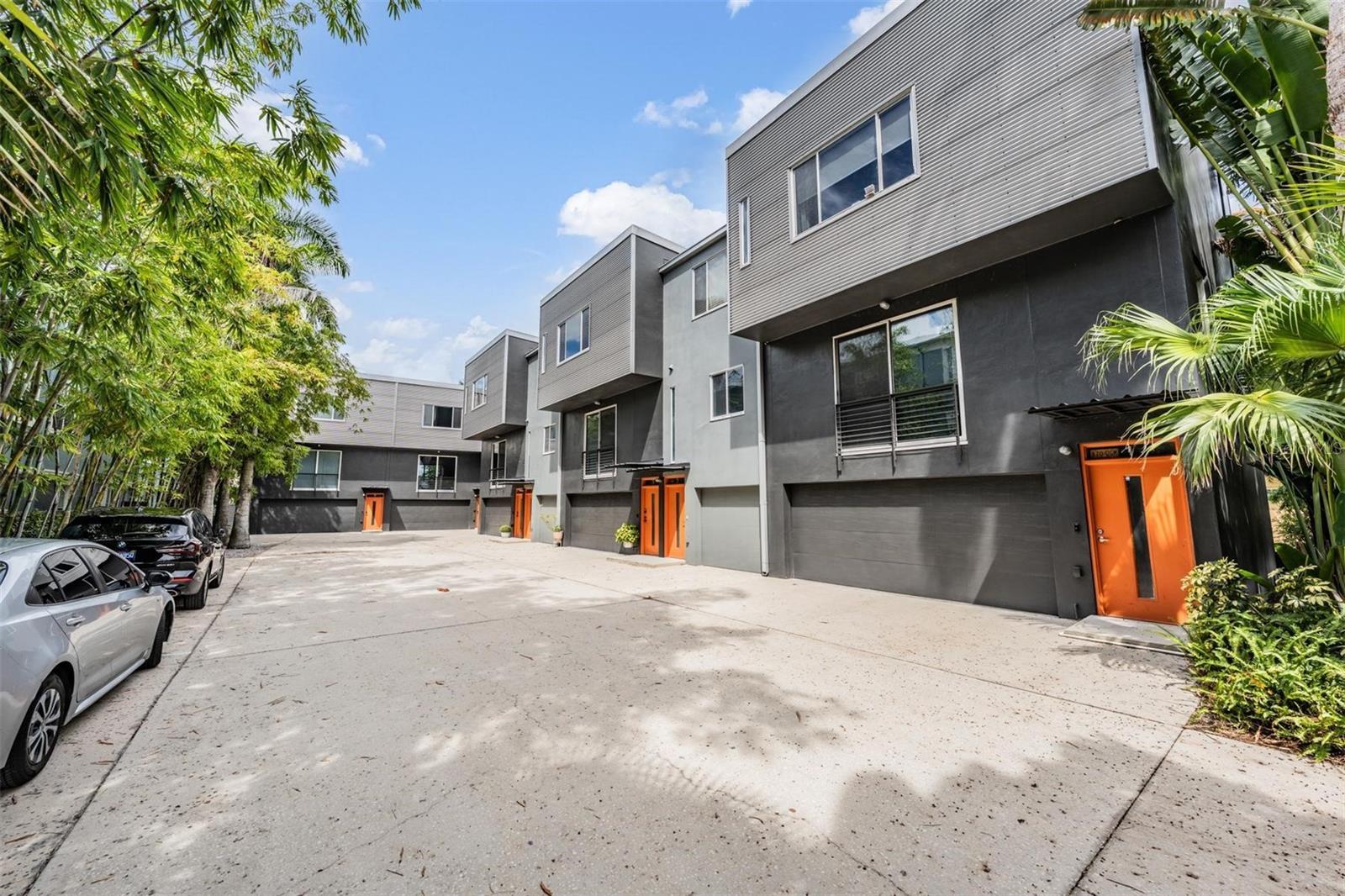 3107 W DE LEON ST #5