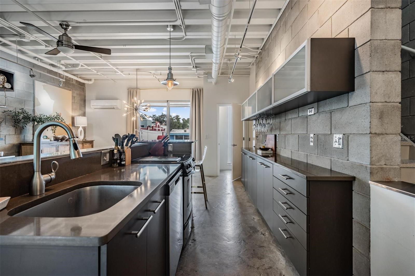 3107 W DE LEON ST #5