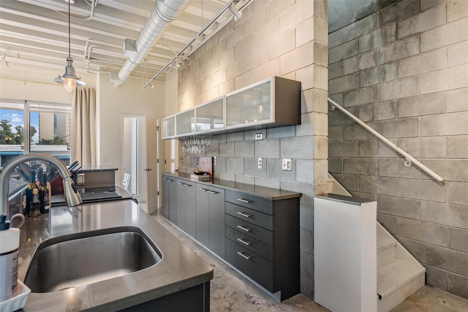 3107 W DE LEON ST #5