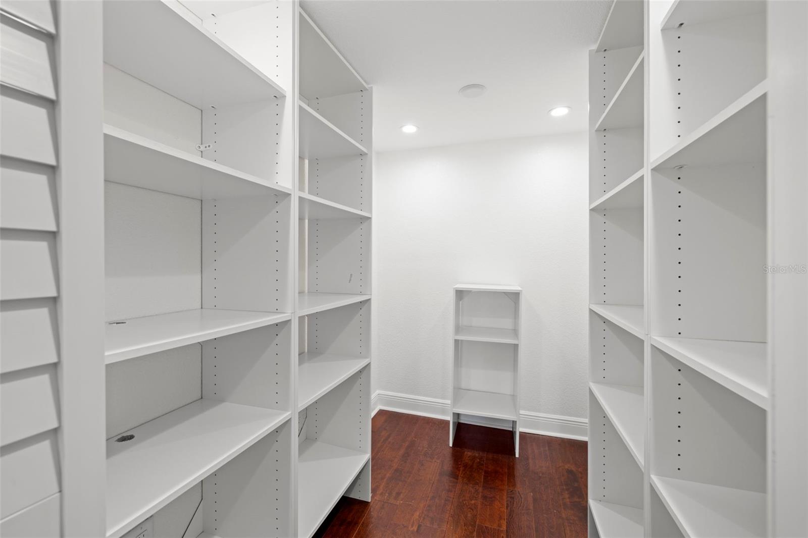 3301 BAYSHORE BLVD #1908B