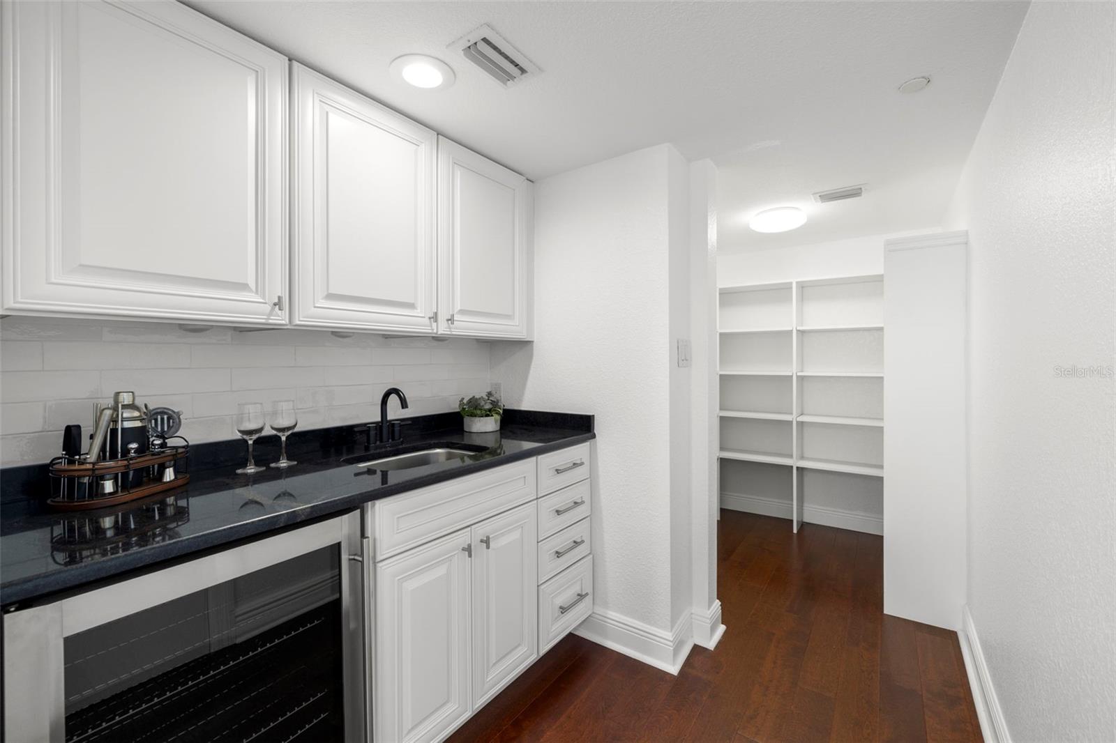 3301 BAYSHORE BLVD #1908B