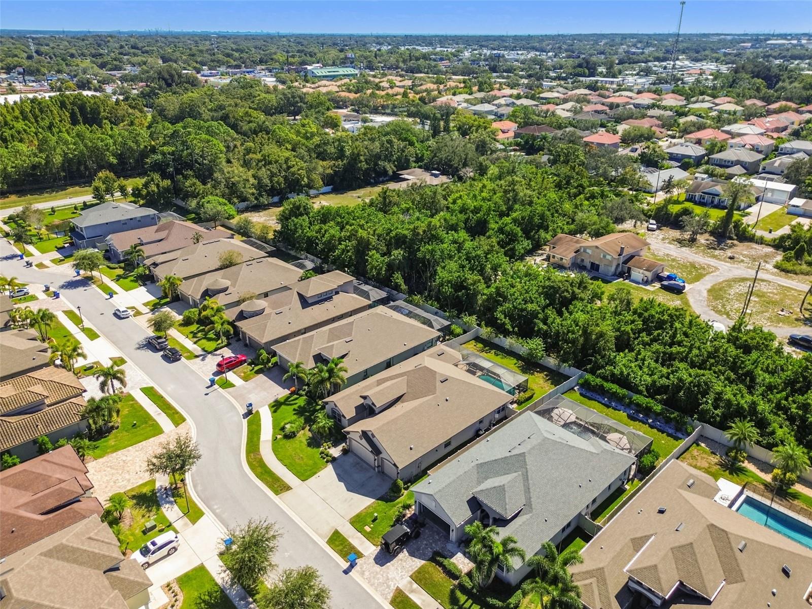 2251 HIGHWOOD CT