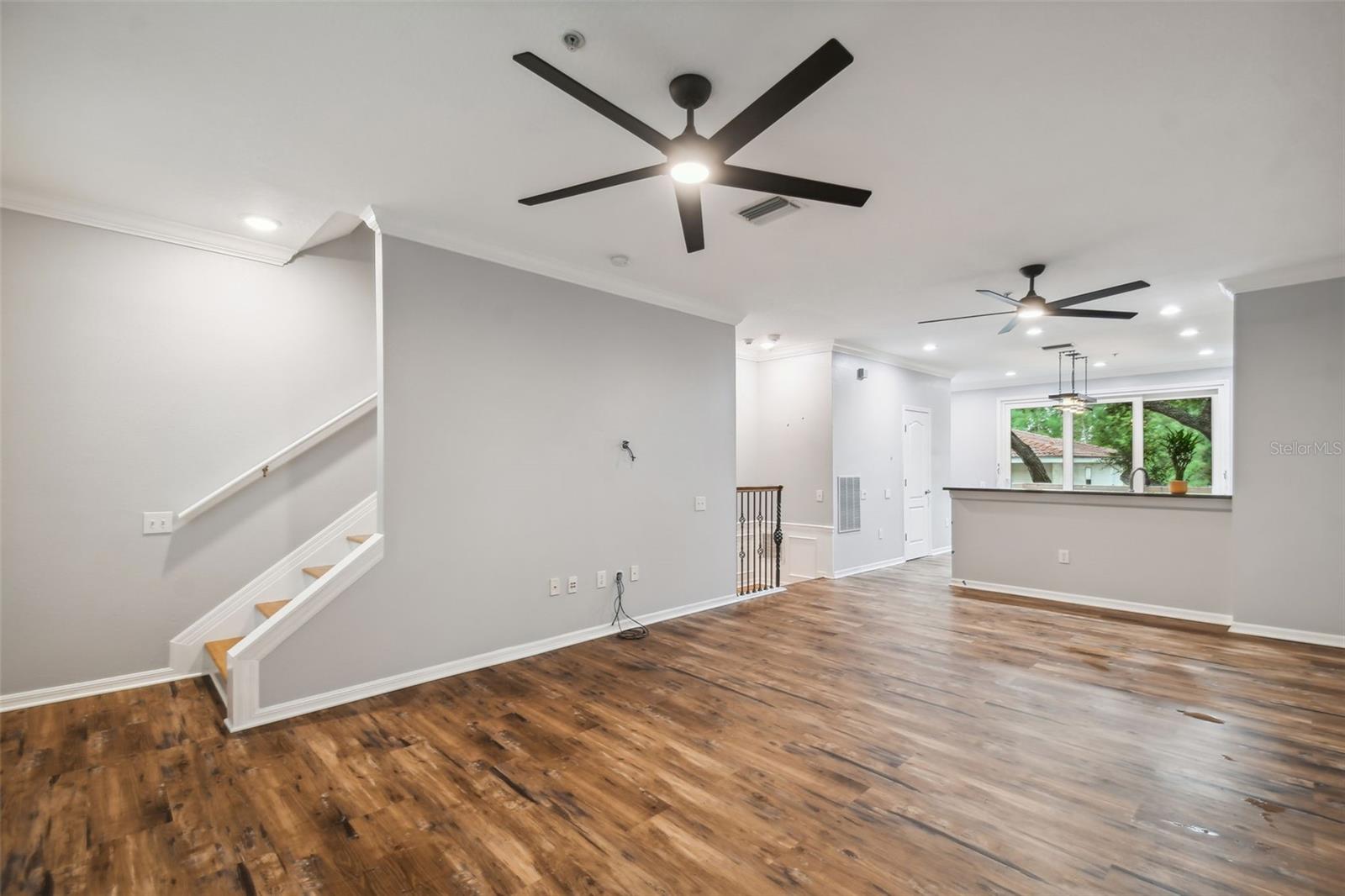 3183 BAYSHORE OAKS DR