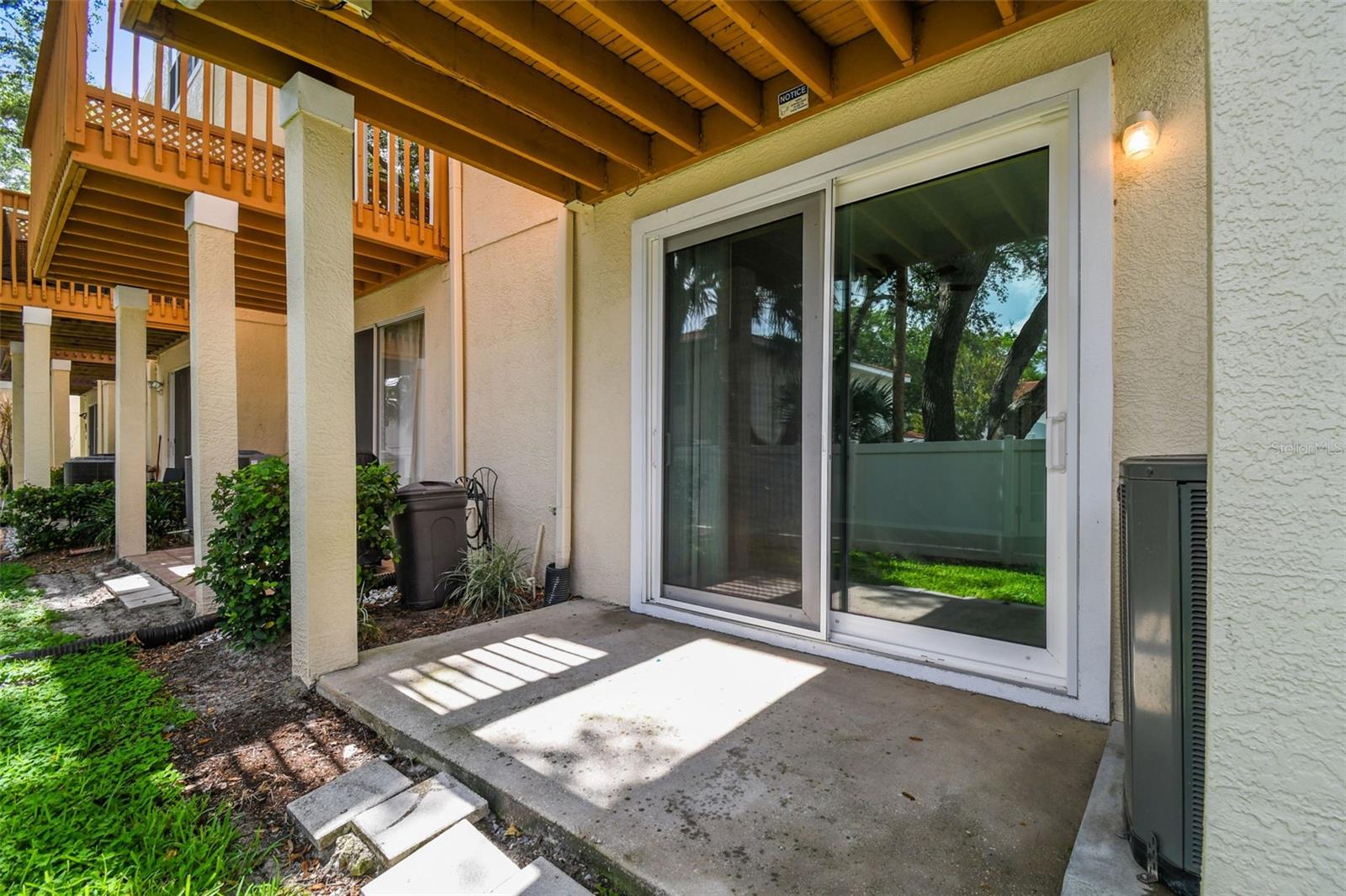 3183 BAYSHORE OAKS DR