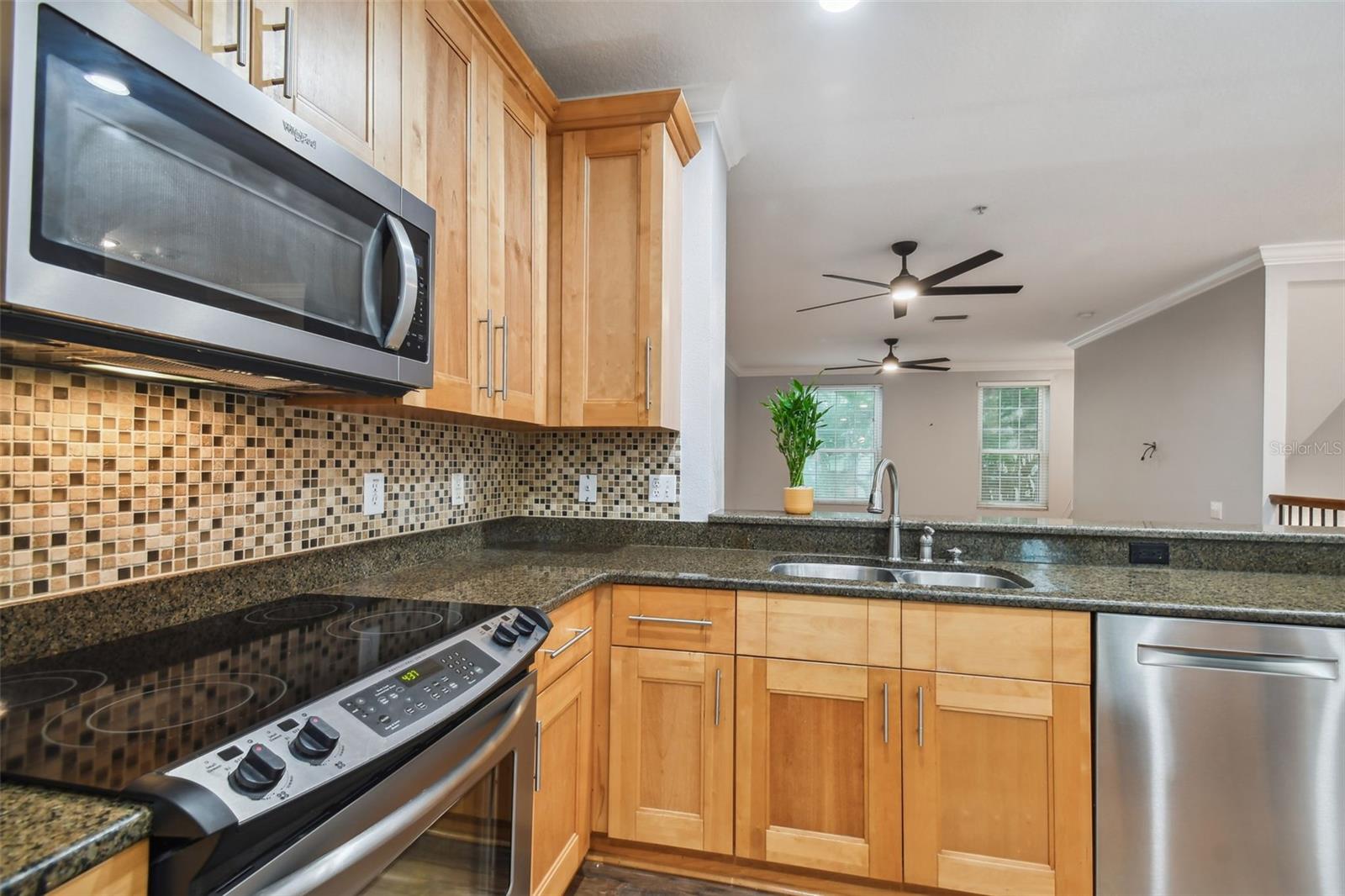 3183 BAYSHORE OAKS DR