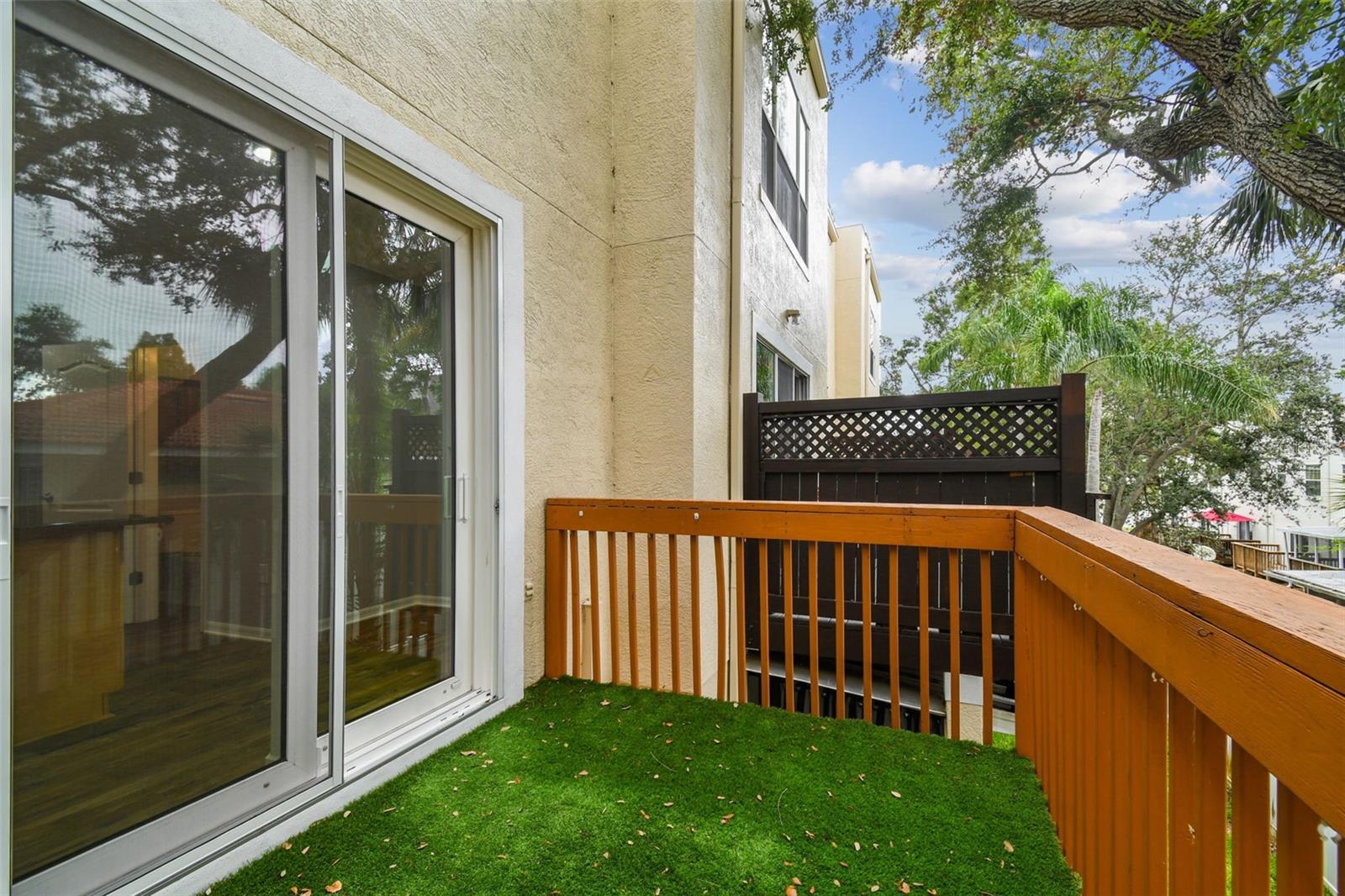 3183 BAYSHORE OAKS DR