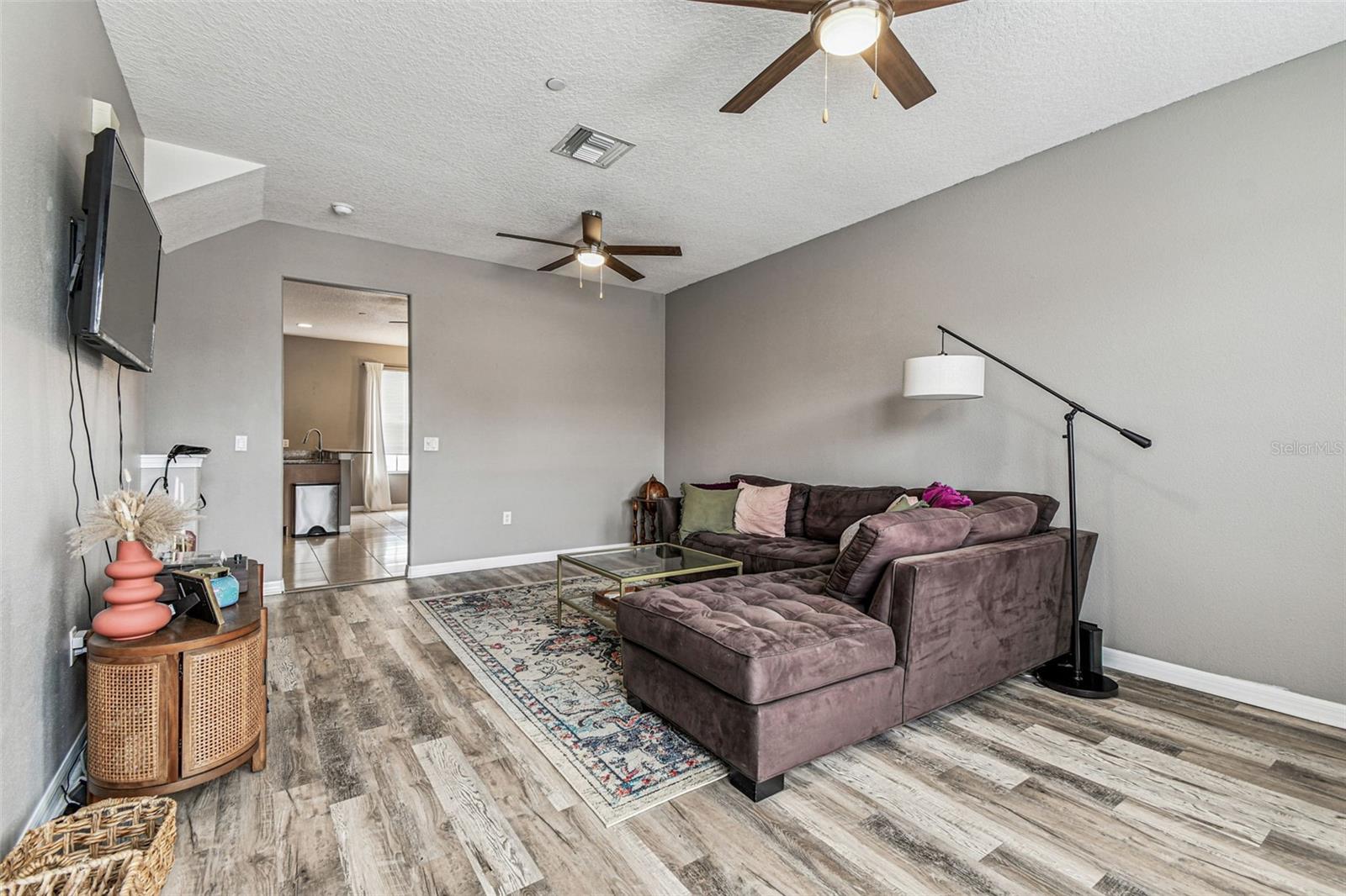 2503 MIDDLETON GROVE DR