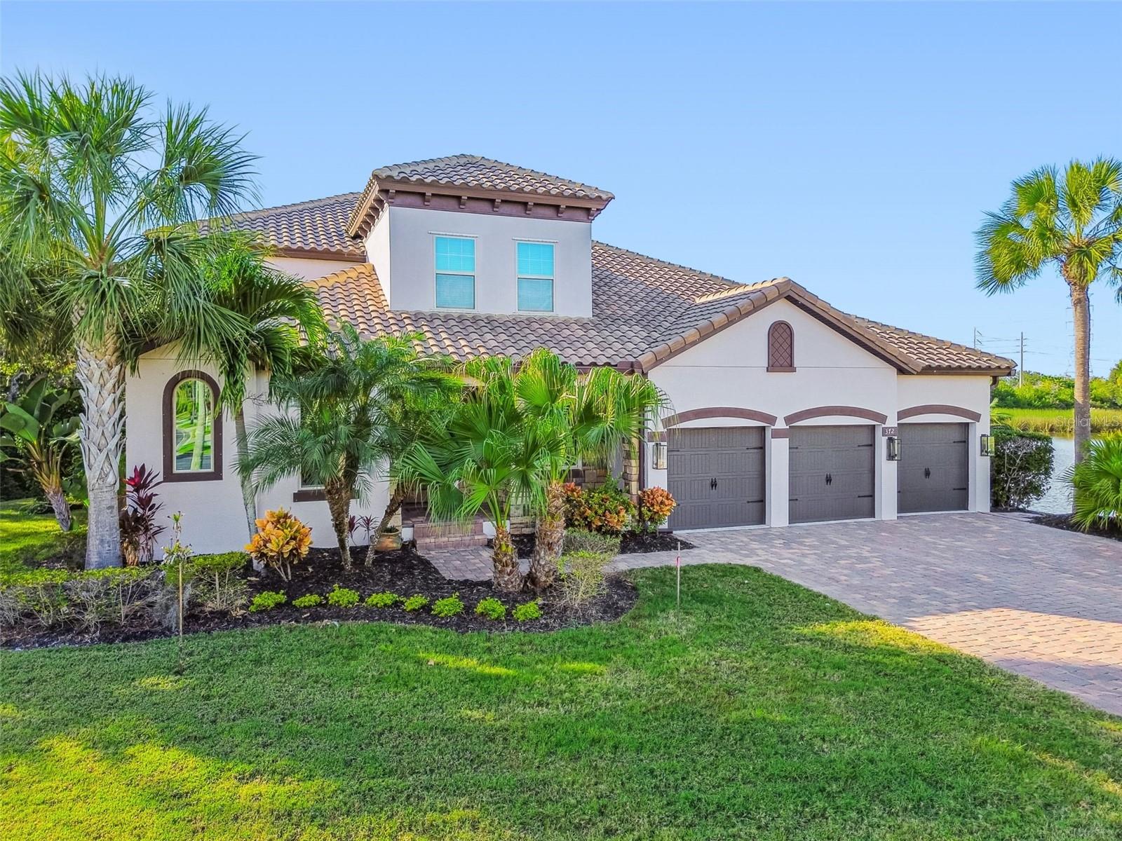 372 COCO PLUM CT