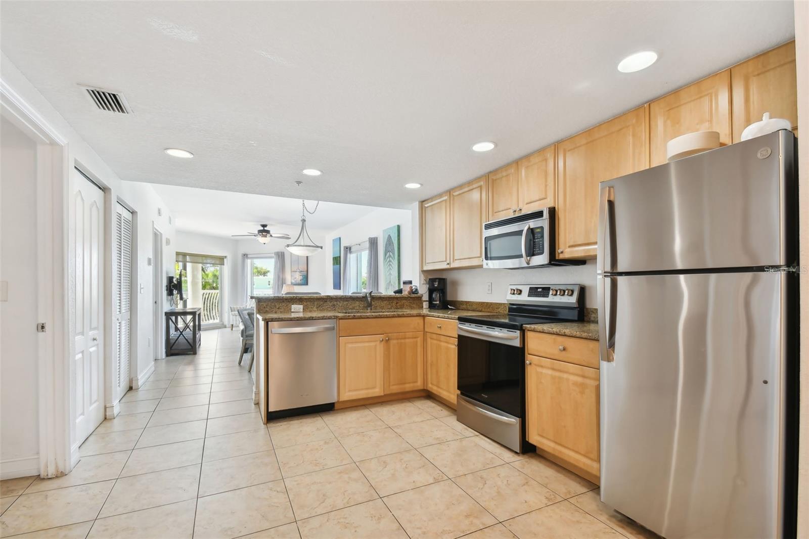 11605 GULF BLVD #208