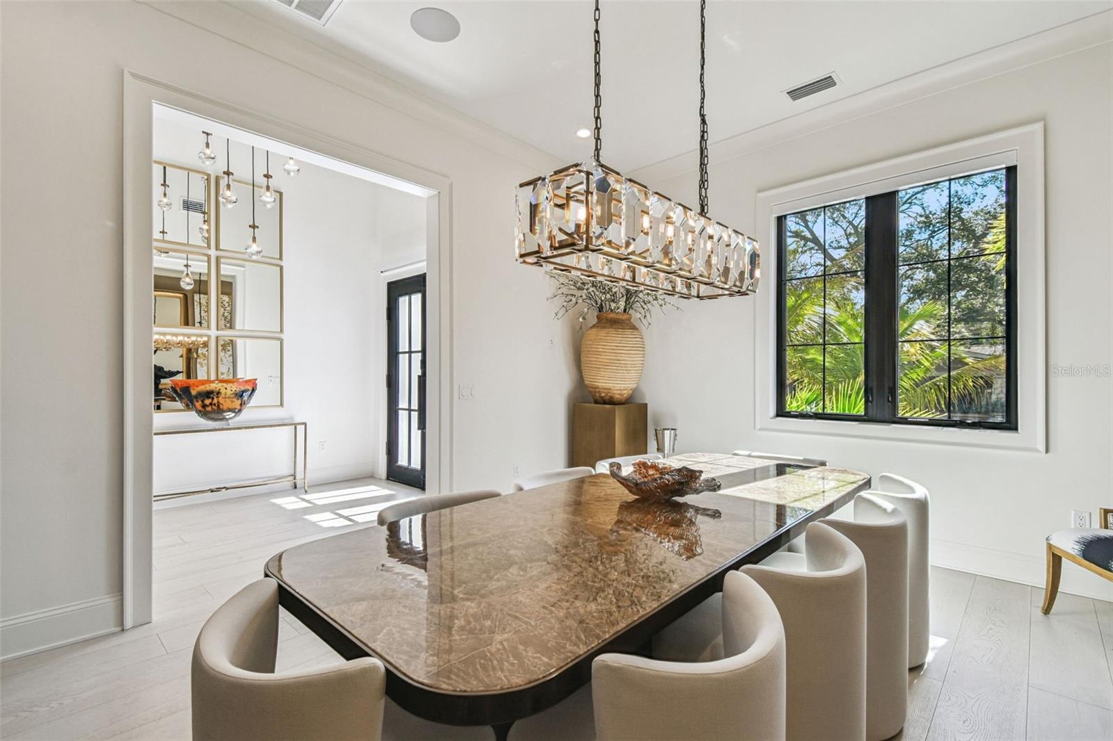 2915 W HARBOR VIEW AVE