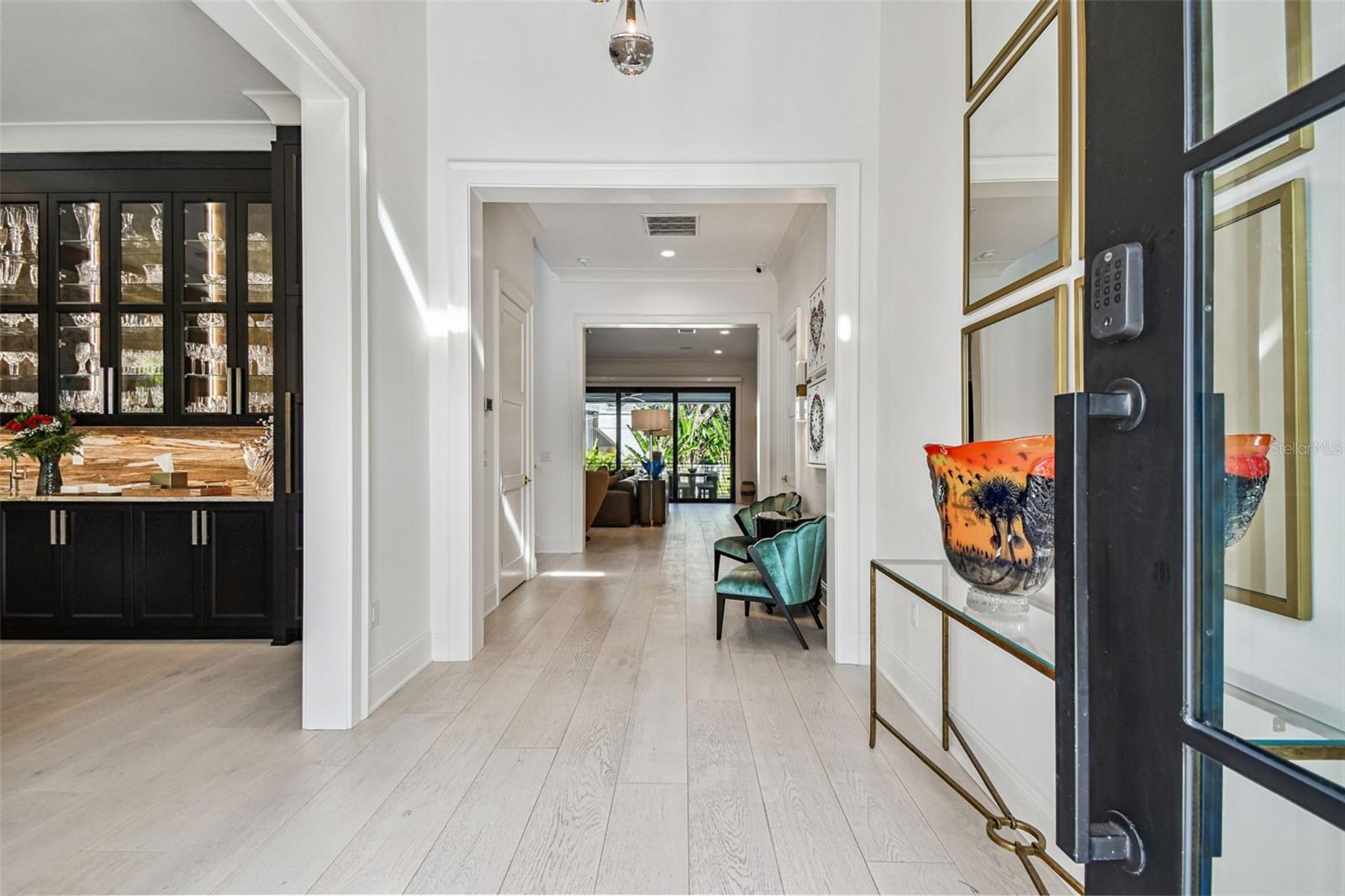 2915 W HARBOR VIEW AVE