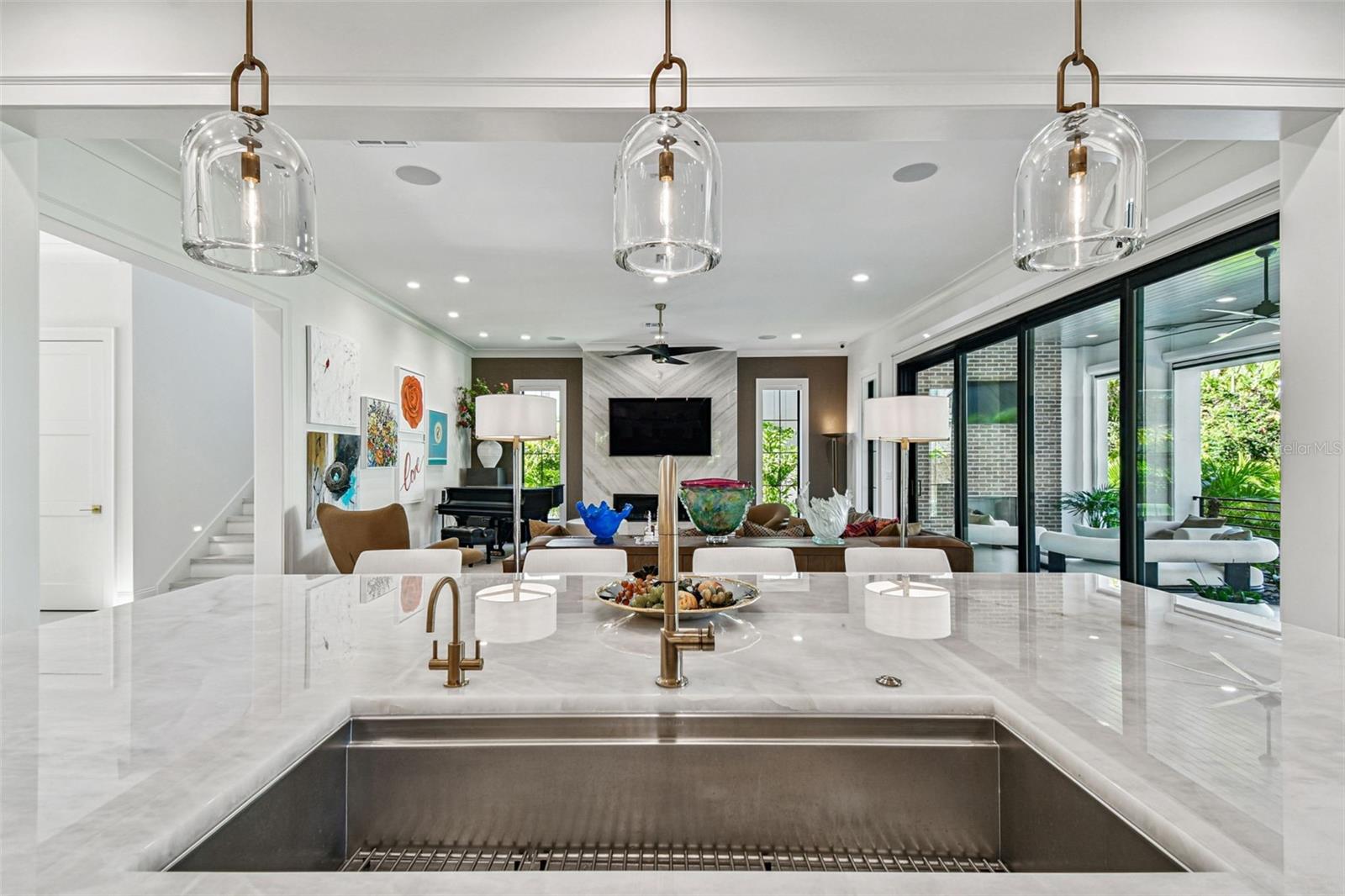 2915 W HARBOR VIEW AVE