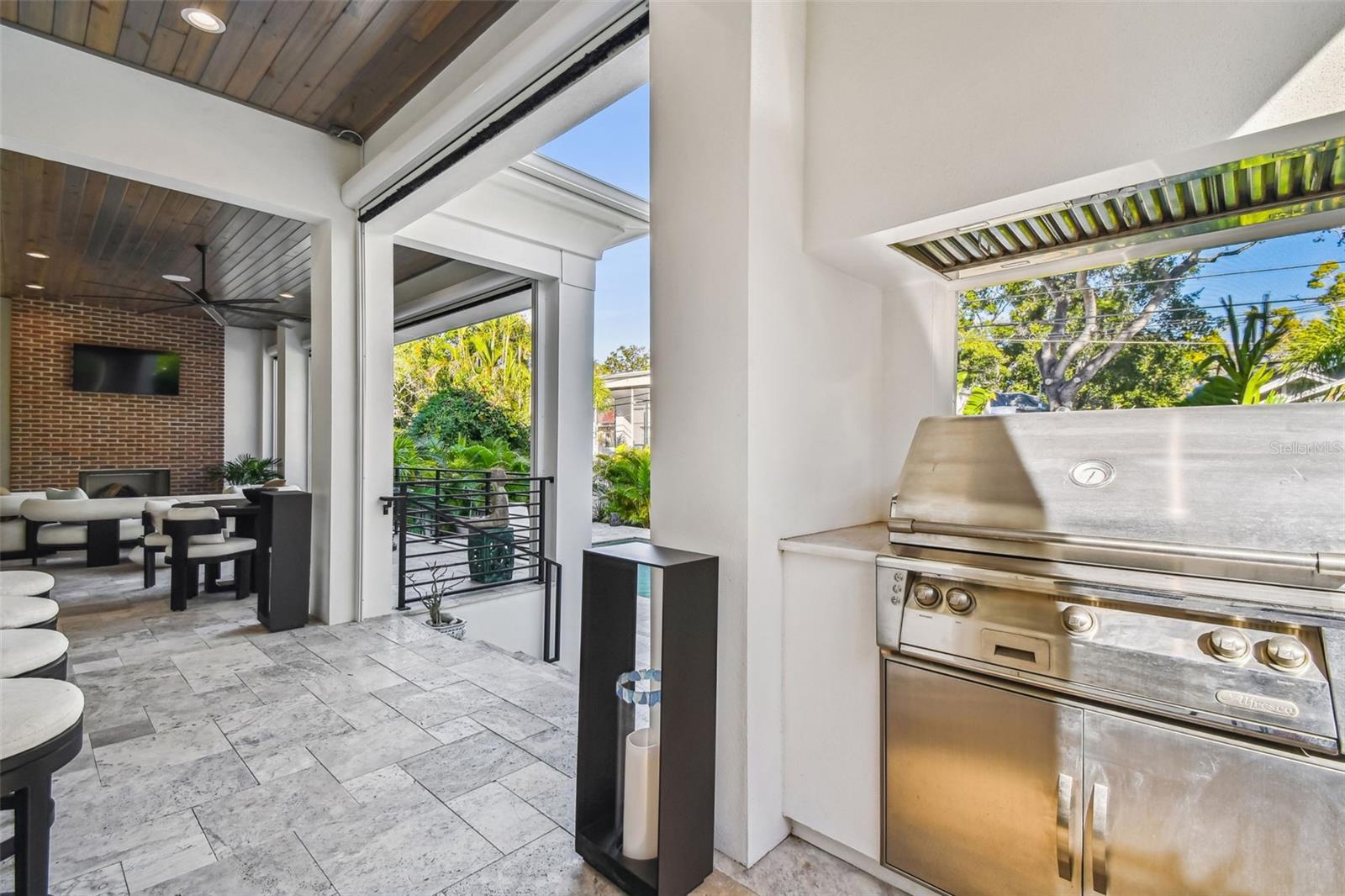 2915 W HARBOR VIEW AVE