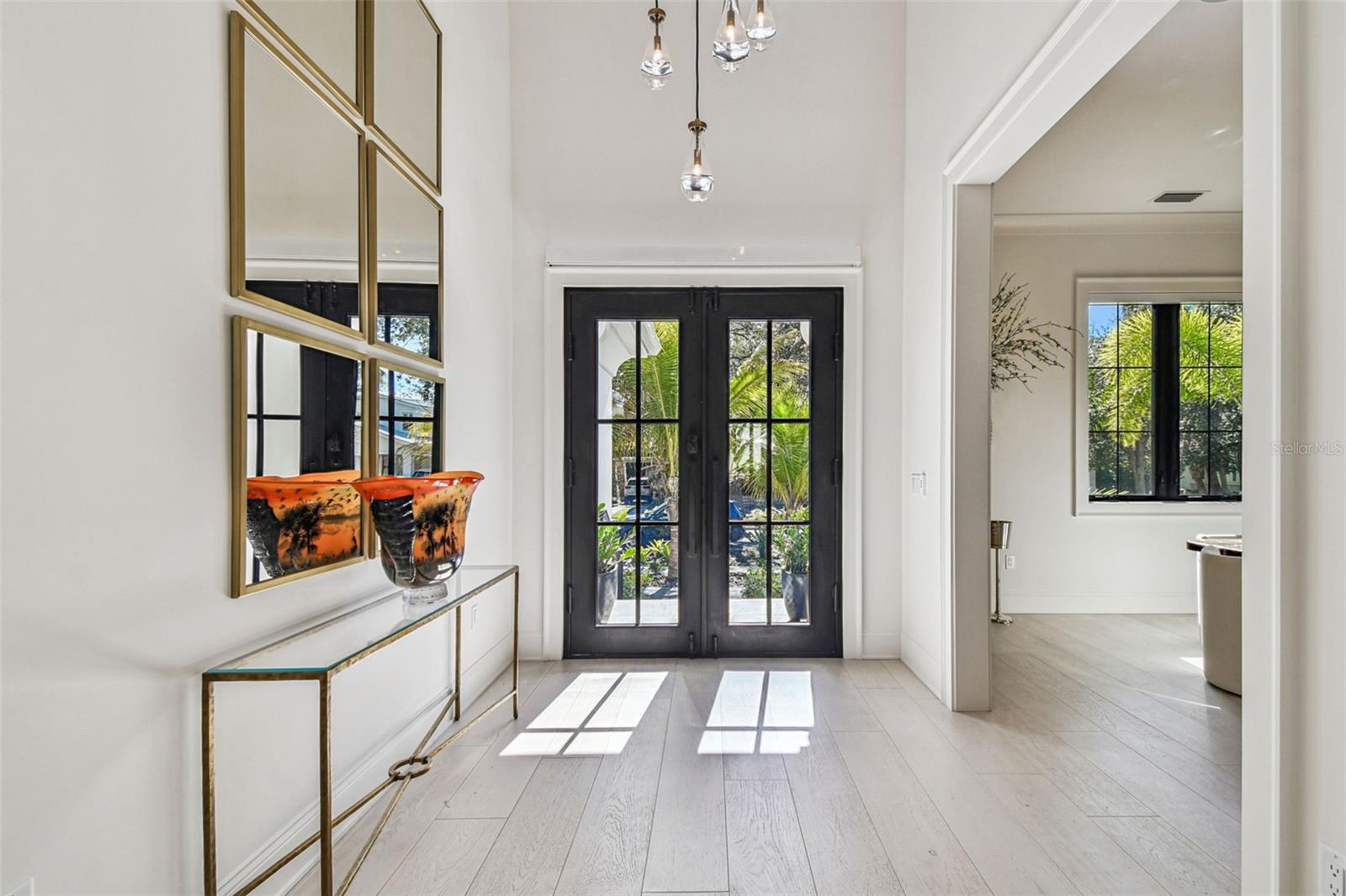 2915 W HARBOR VIEW AVE