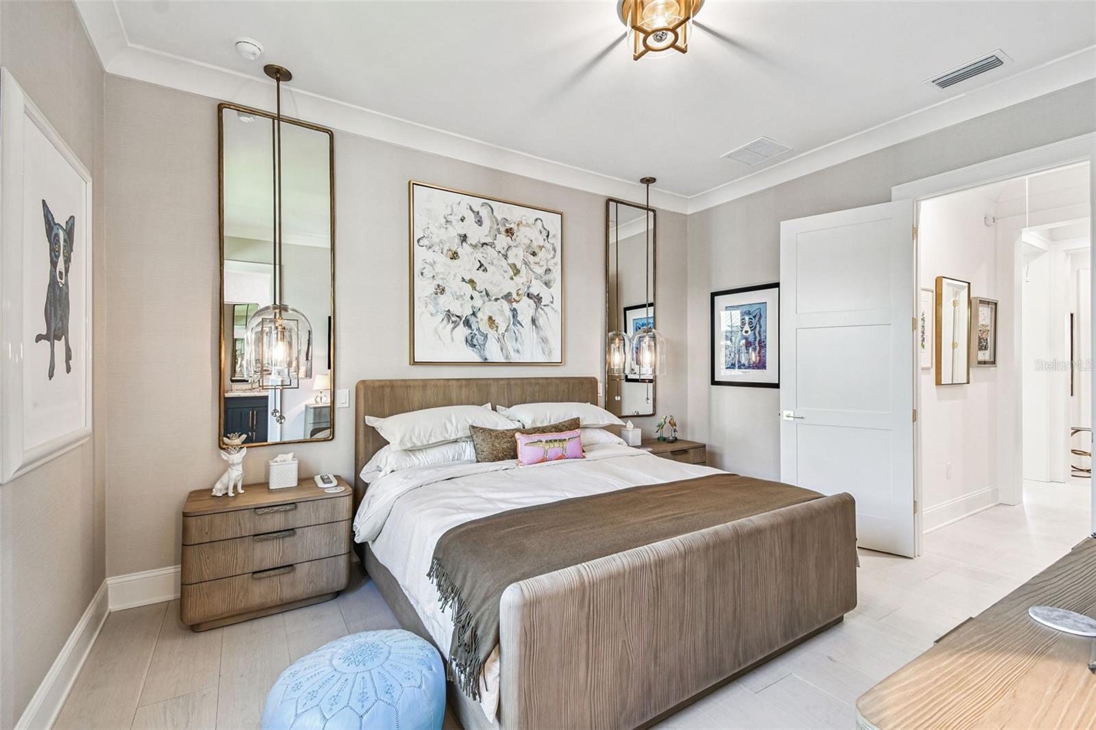 2915 W HARBOR VIEW AVE