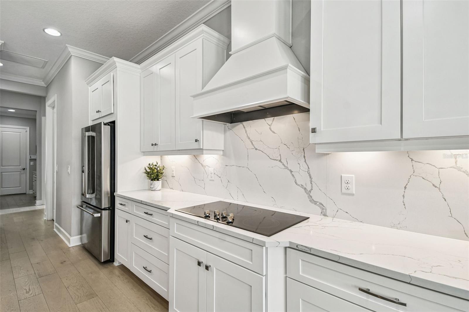 4054 ROCKY SHORES DR