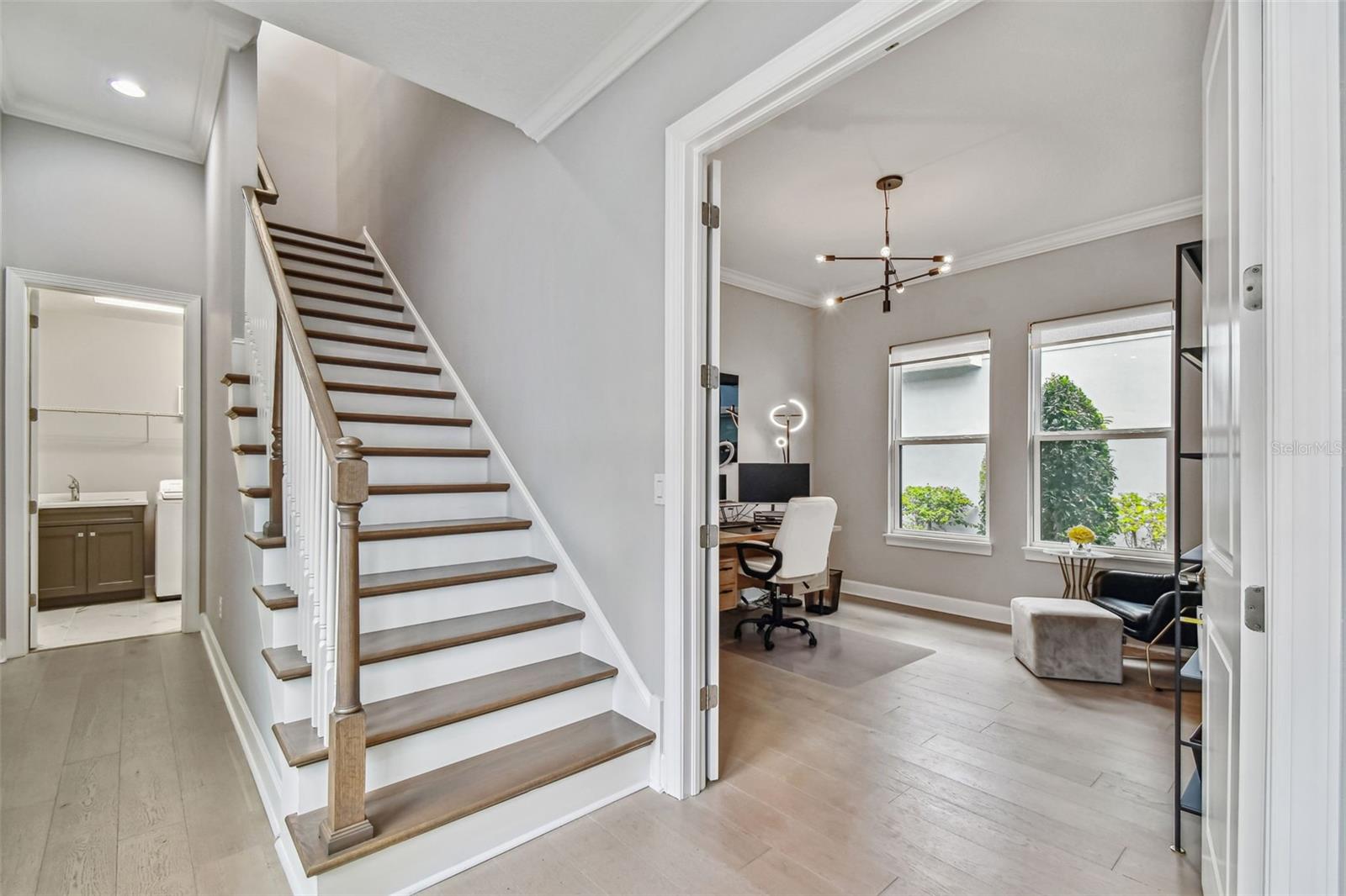 4054 ROCKY SHORES DR