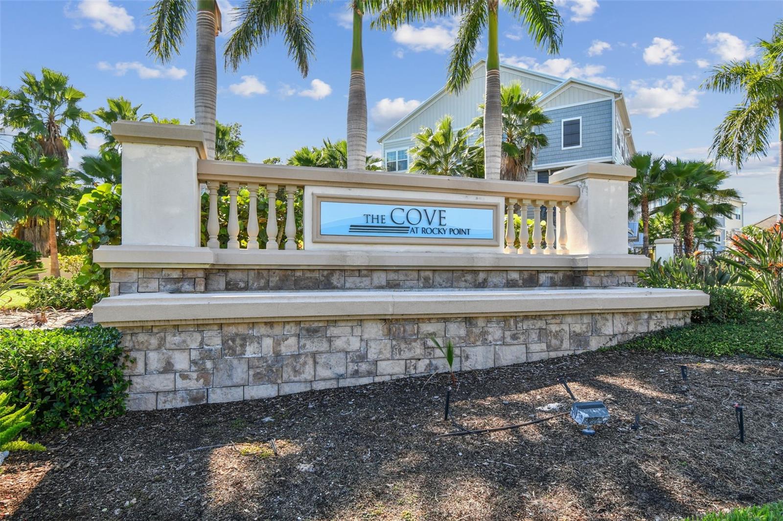 4054 ROCKY SHORES DR