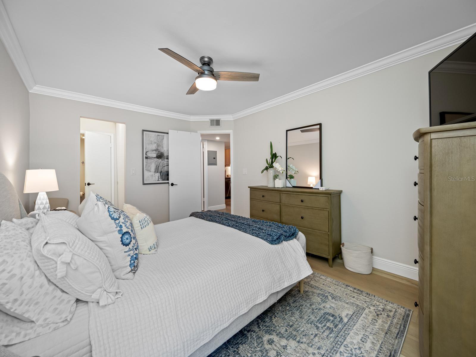 3325 BAYSHORE BLVD #B36