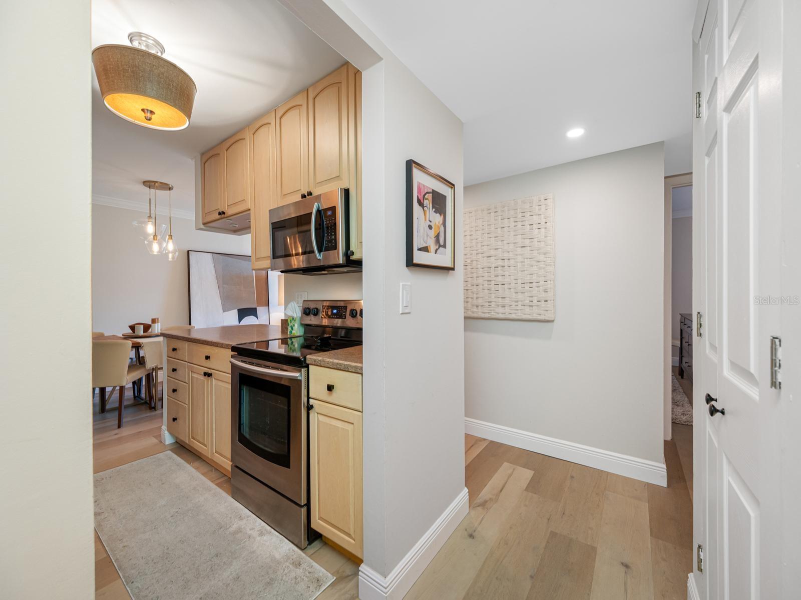 3325 BAYSHORE BLVD #B36