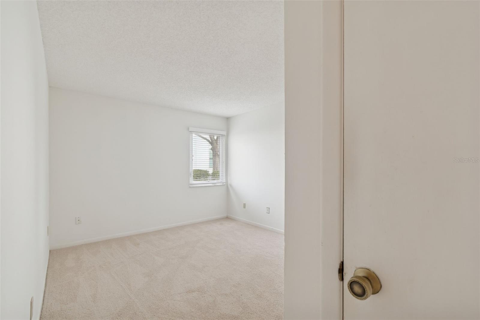 525 S LINCOLN AVE #106