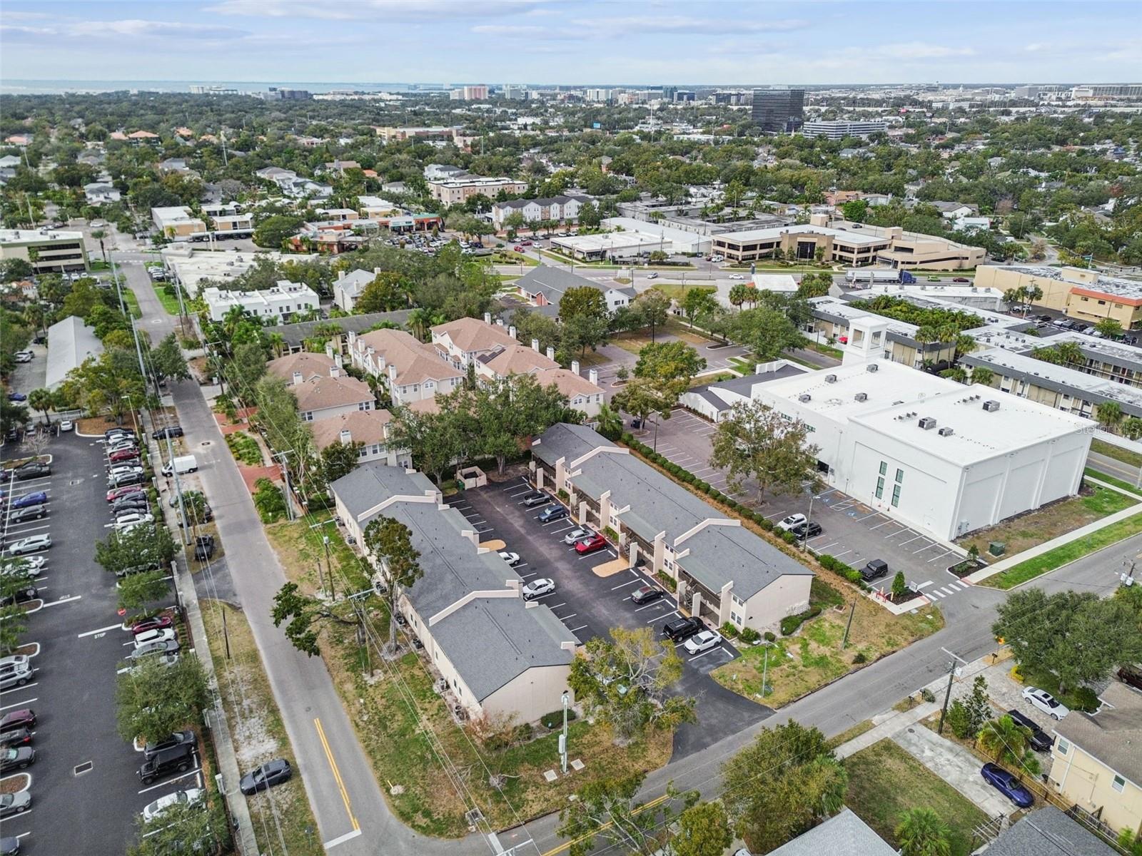 525 S LINCOLN AVE #106