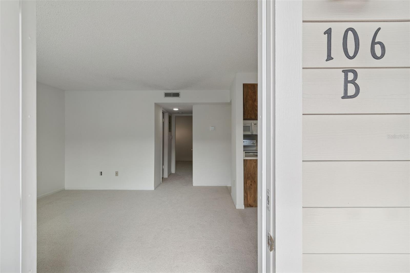 525 S LINCOLN AVE #106