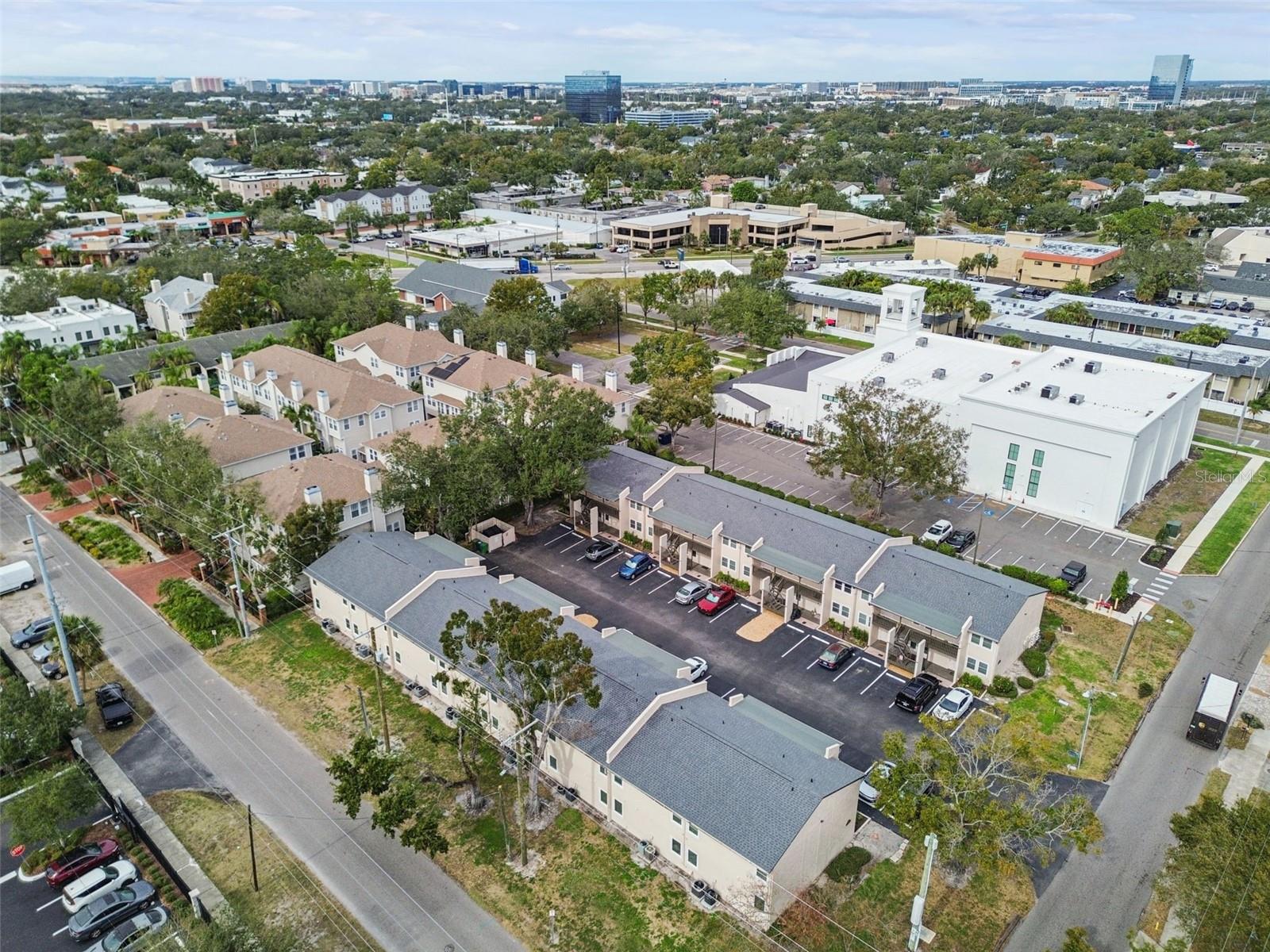 525 S LINCOLN AVE #106