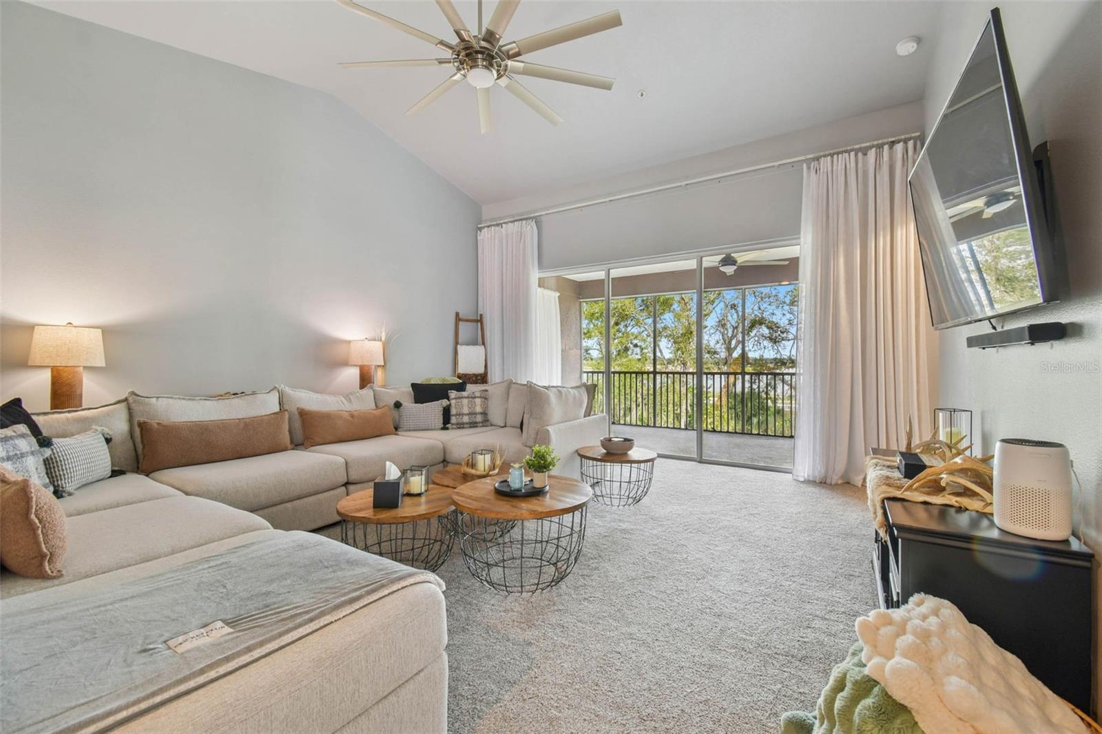 2013 SANTA CATALINA LN