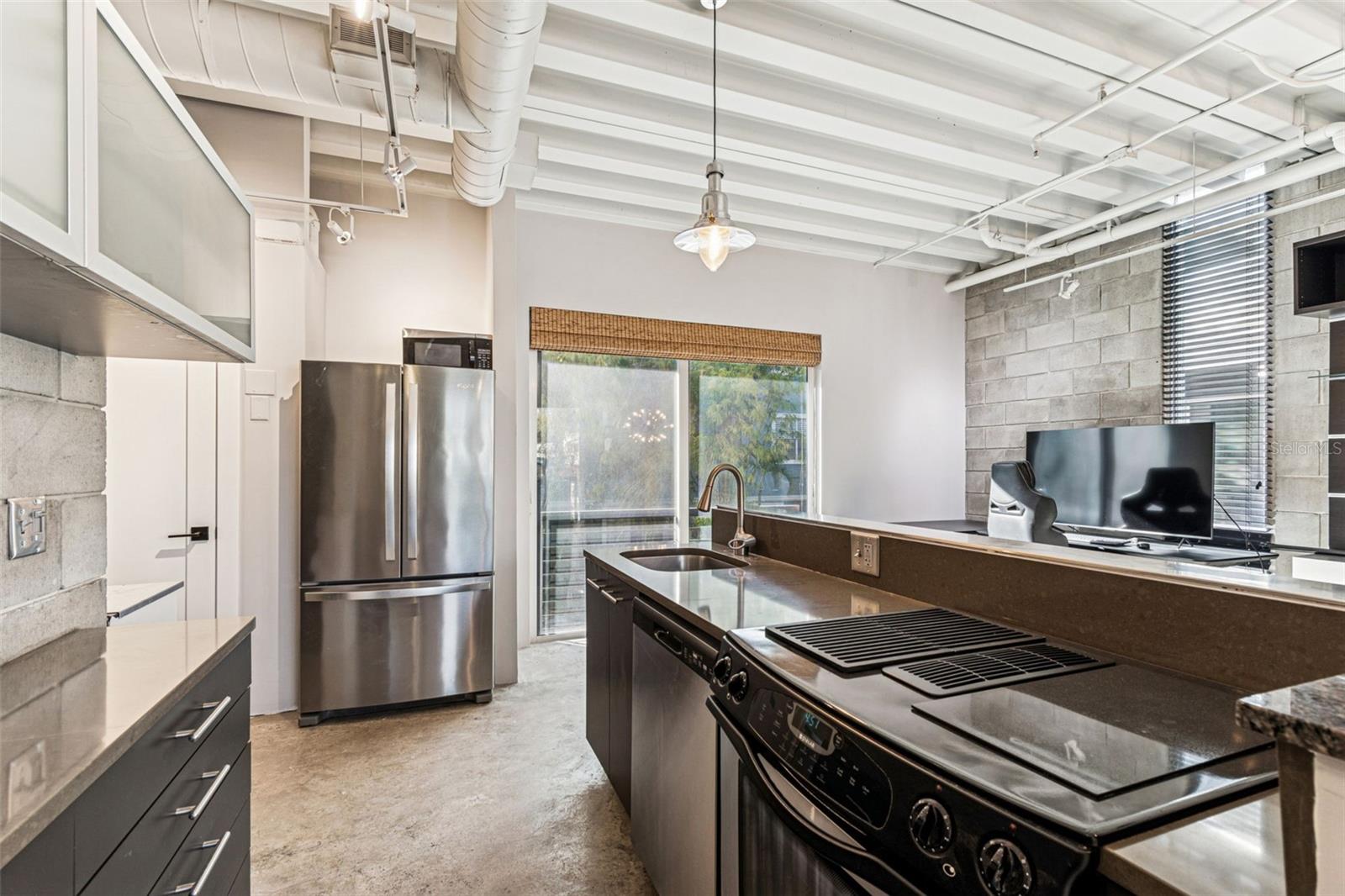 3107 W DE LEON ST #5