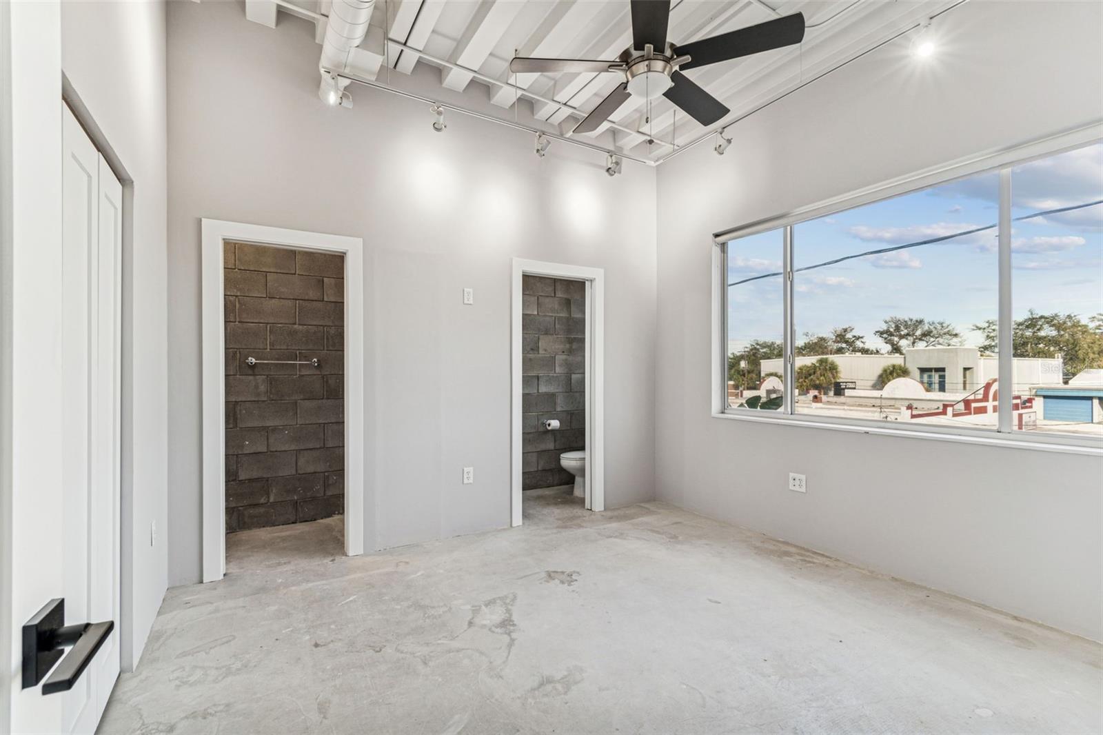 3107 W DE LEON ST #5