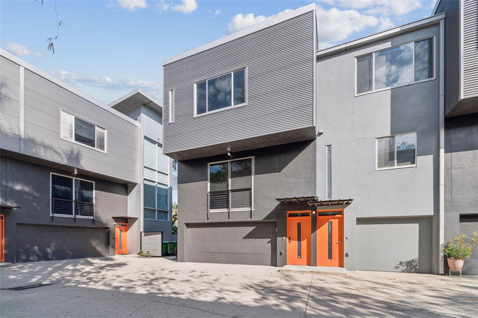 3107 W DE LEON ST #5