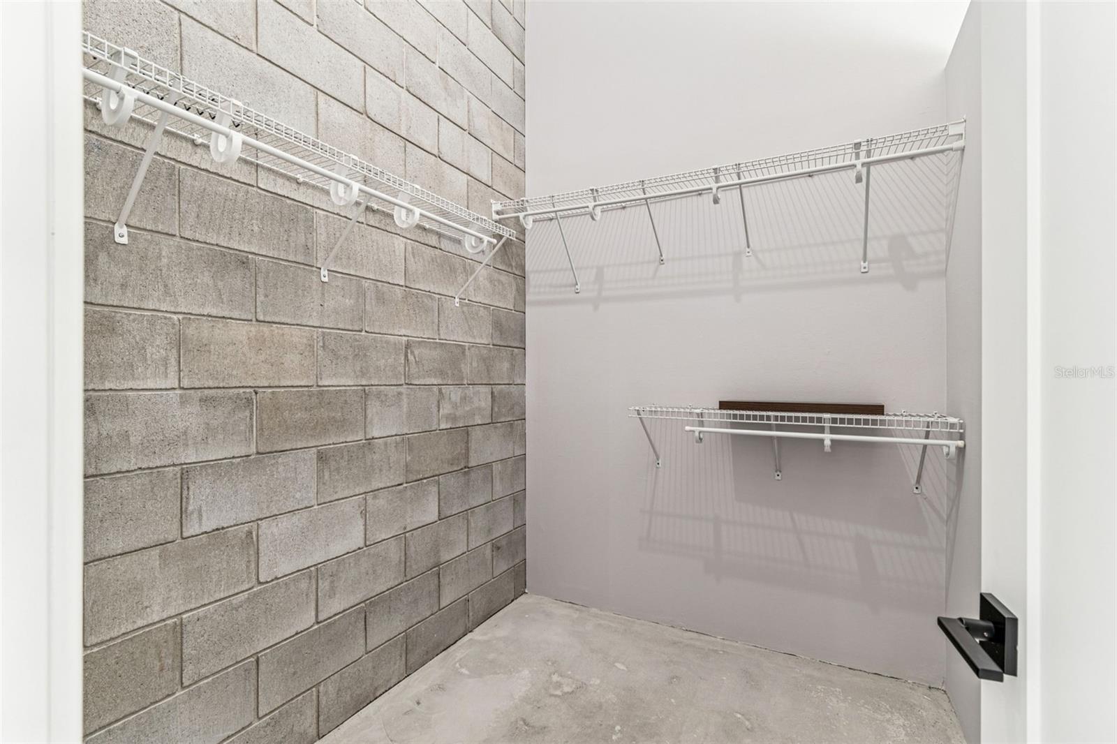 3107 W DE LEON ST #5