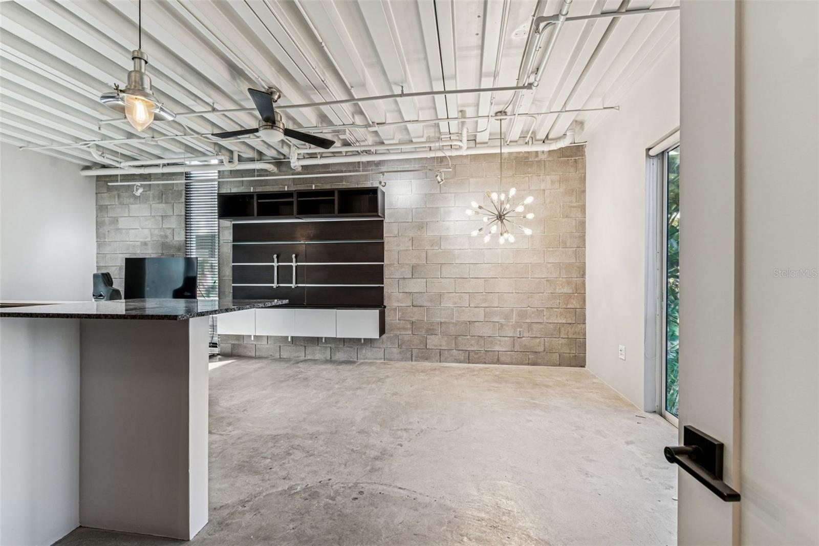 3107 W DE LEON ST #5