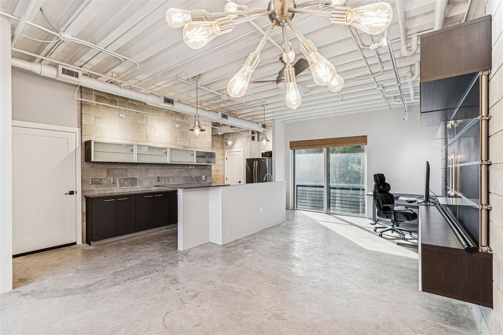 3107 W DE LEON ST #5