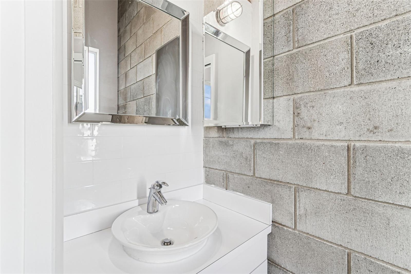 3107 W DE LEON ST #5